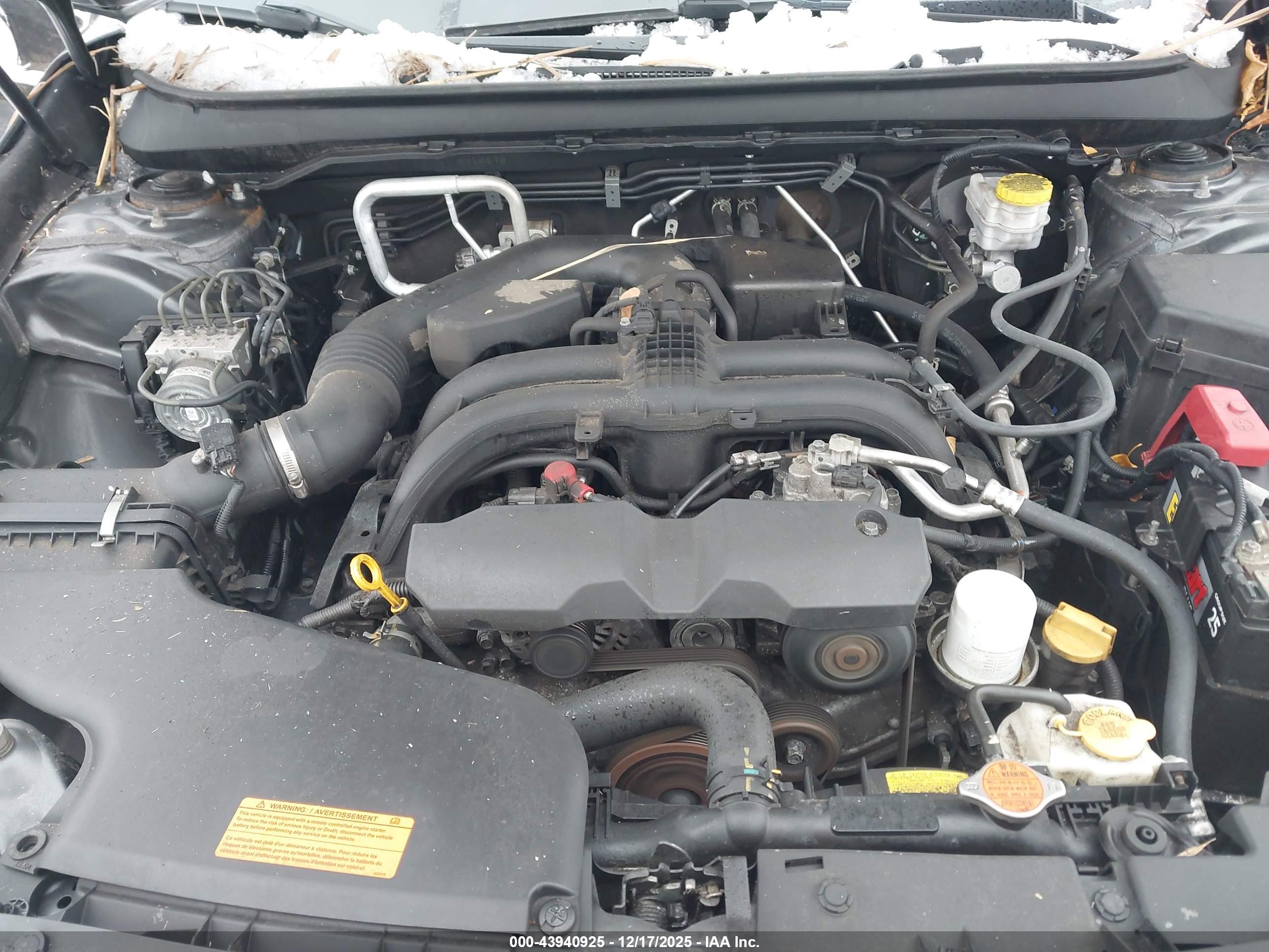 SUBARU OUTBACK image 10