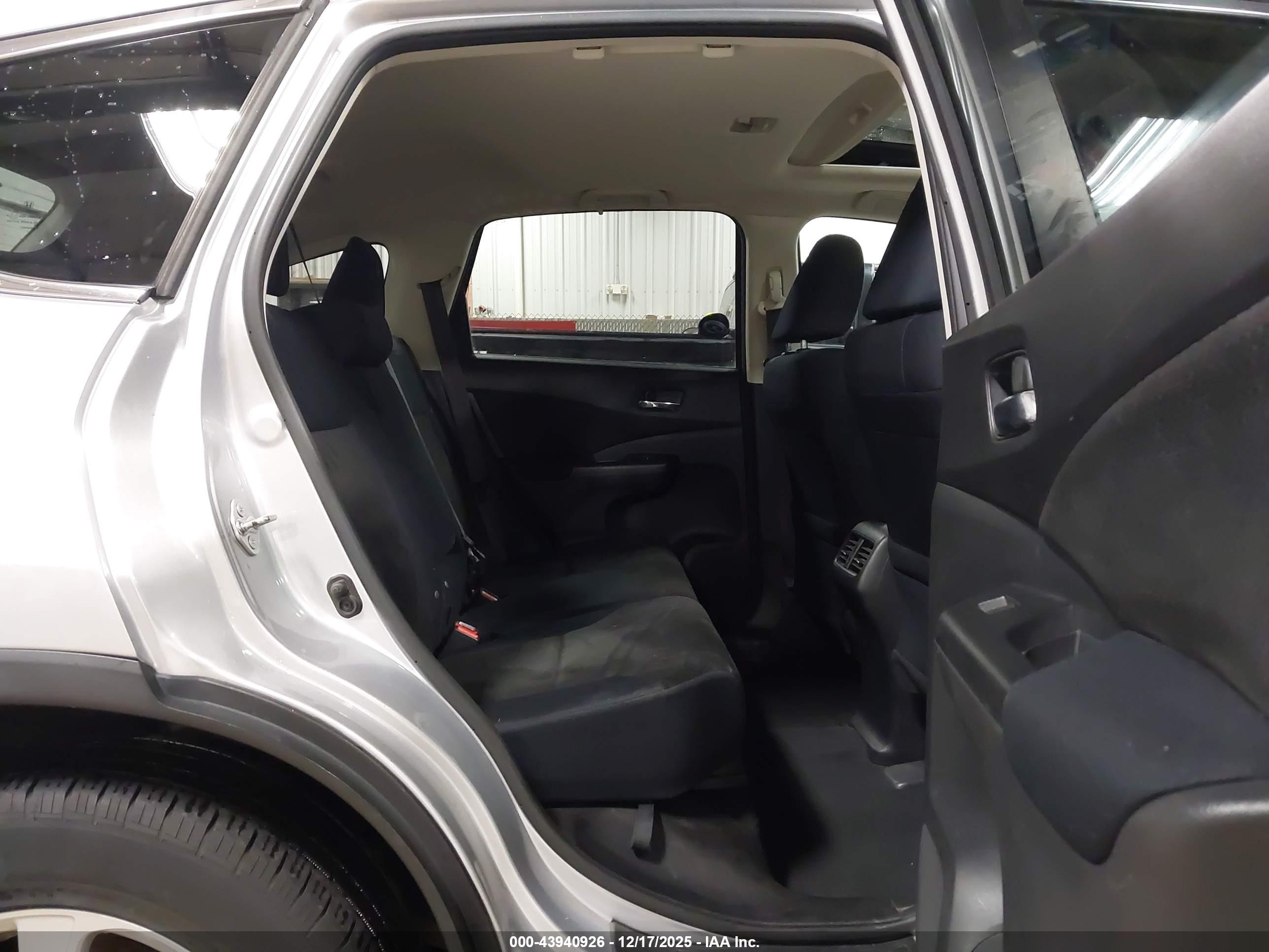 HONDA CR-V image 8