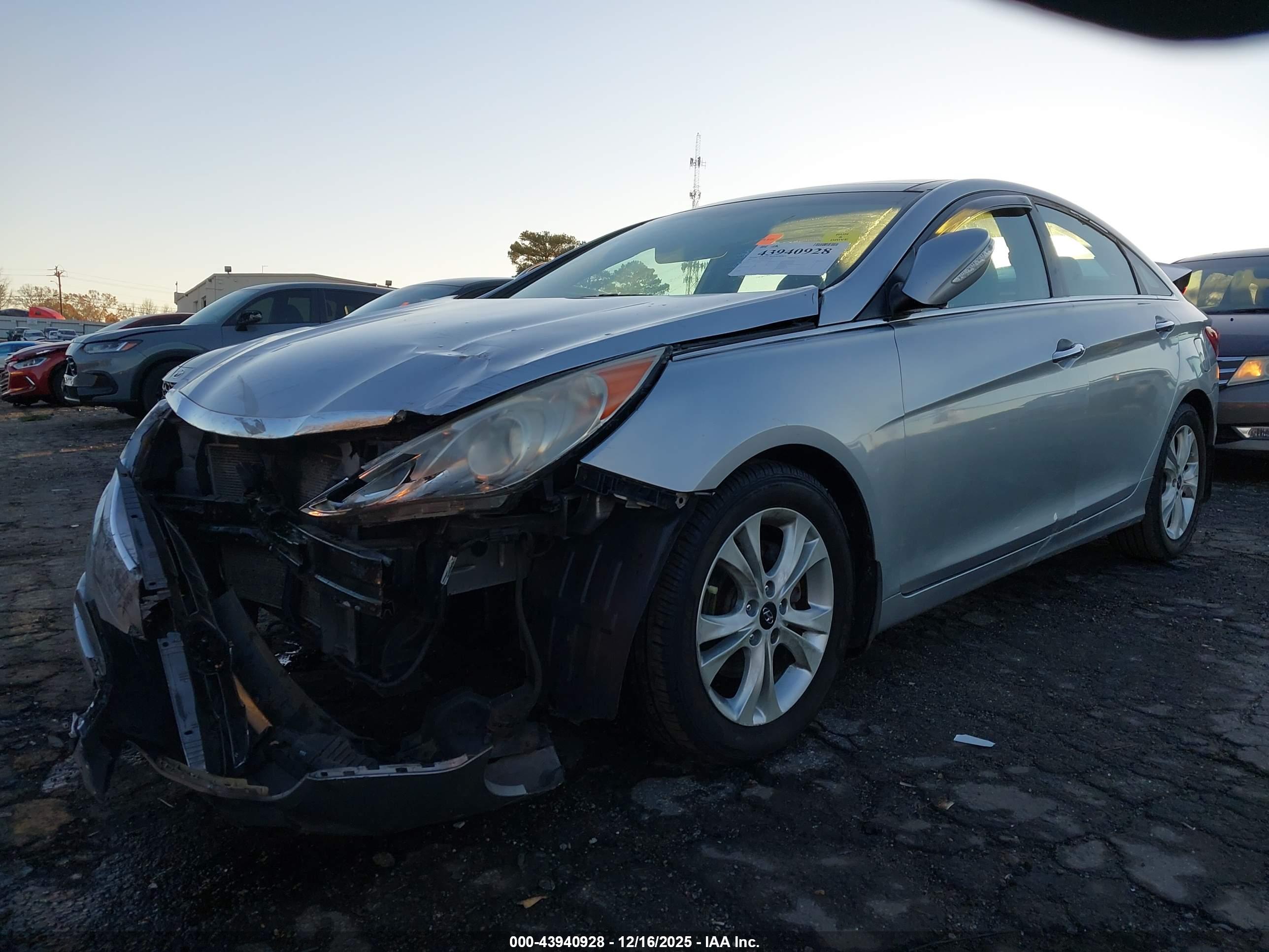 HYUNDAI SONATA image 6