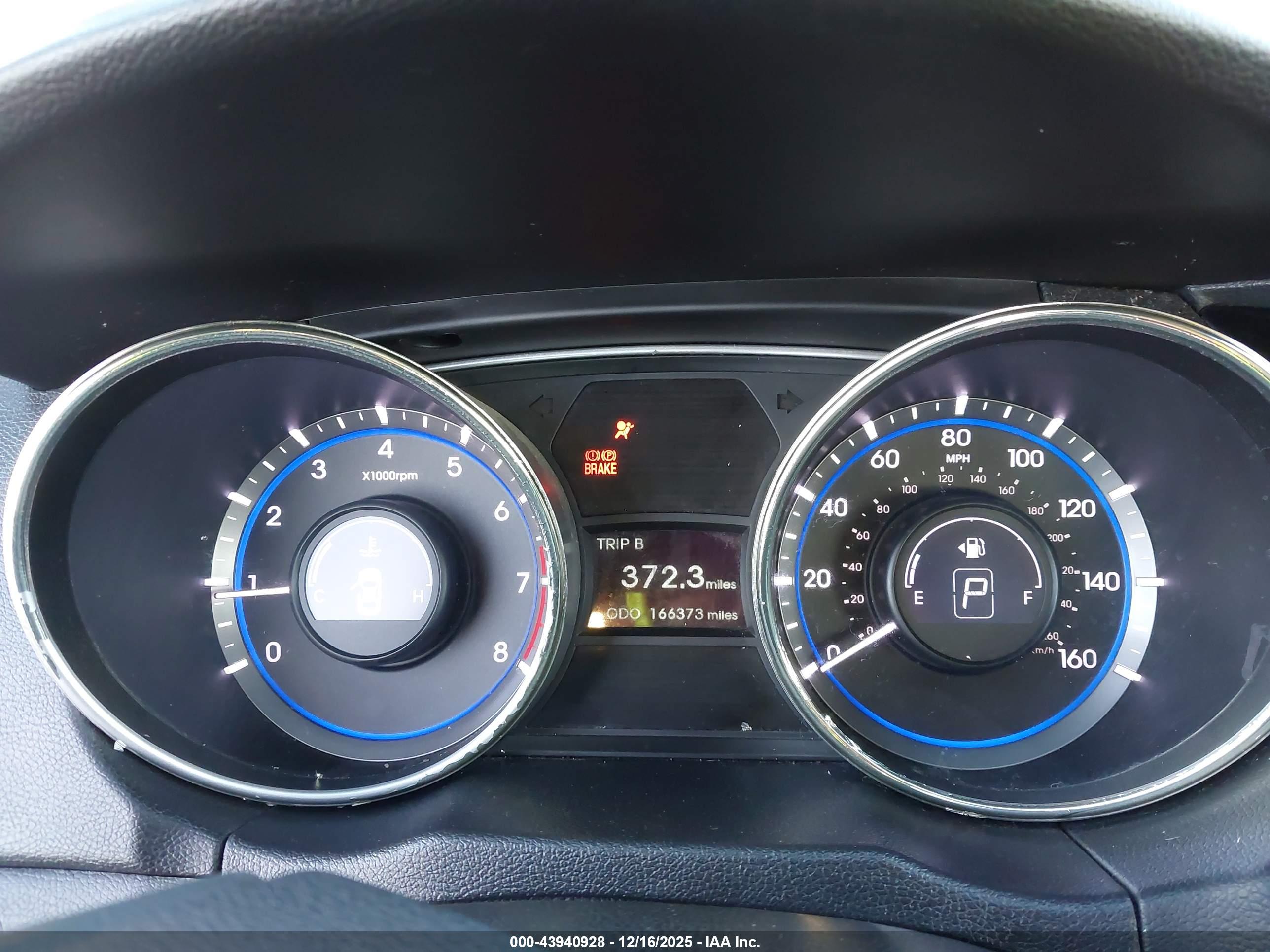 HYUNDAI SONATA image 7