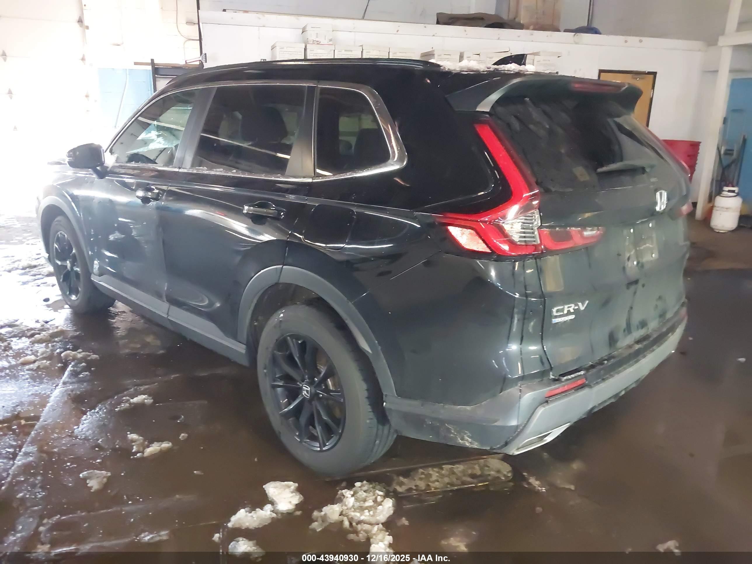 HONDA CR-V image 3