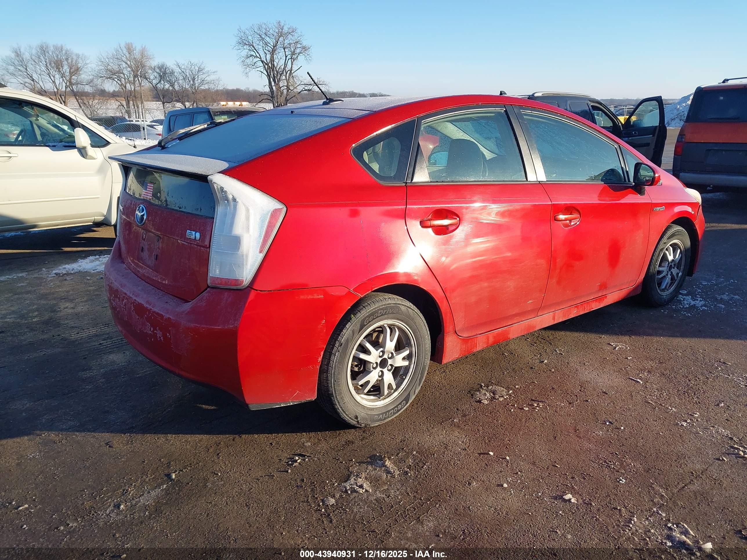 TOYOTA PRIUS image 4