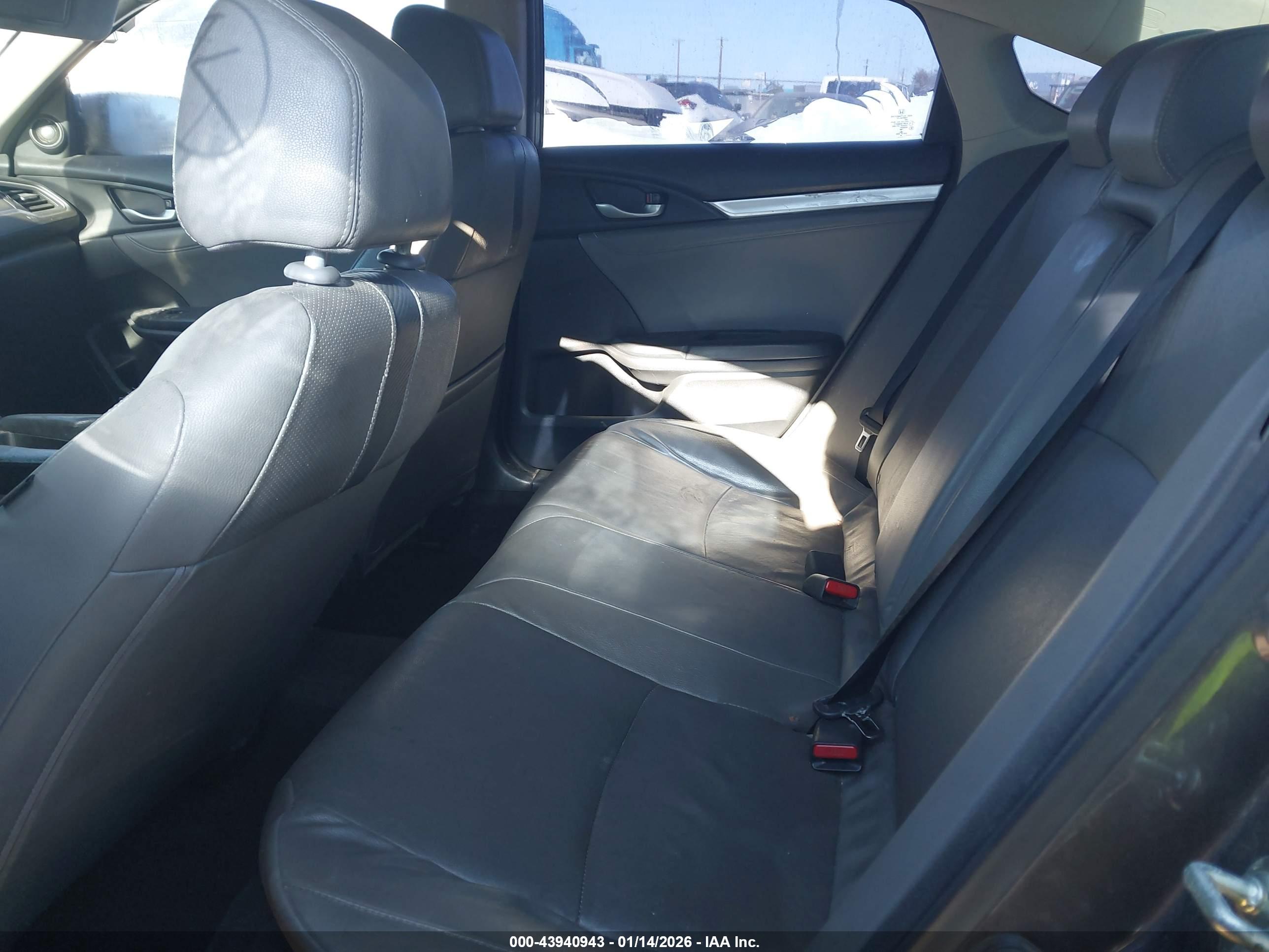 HONDA CIVIC image 8