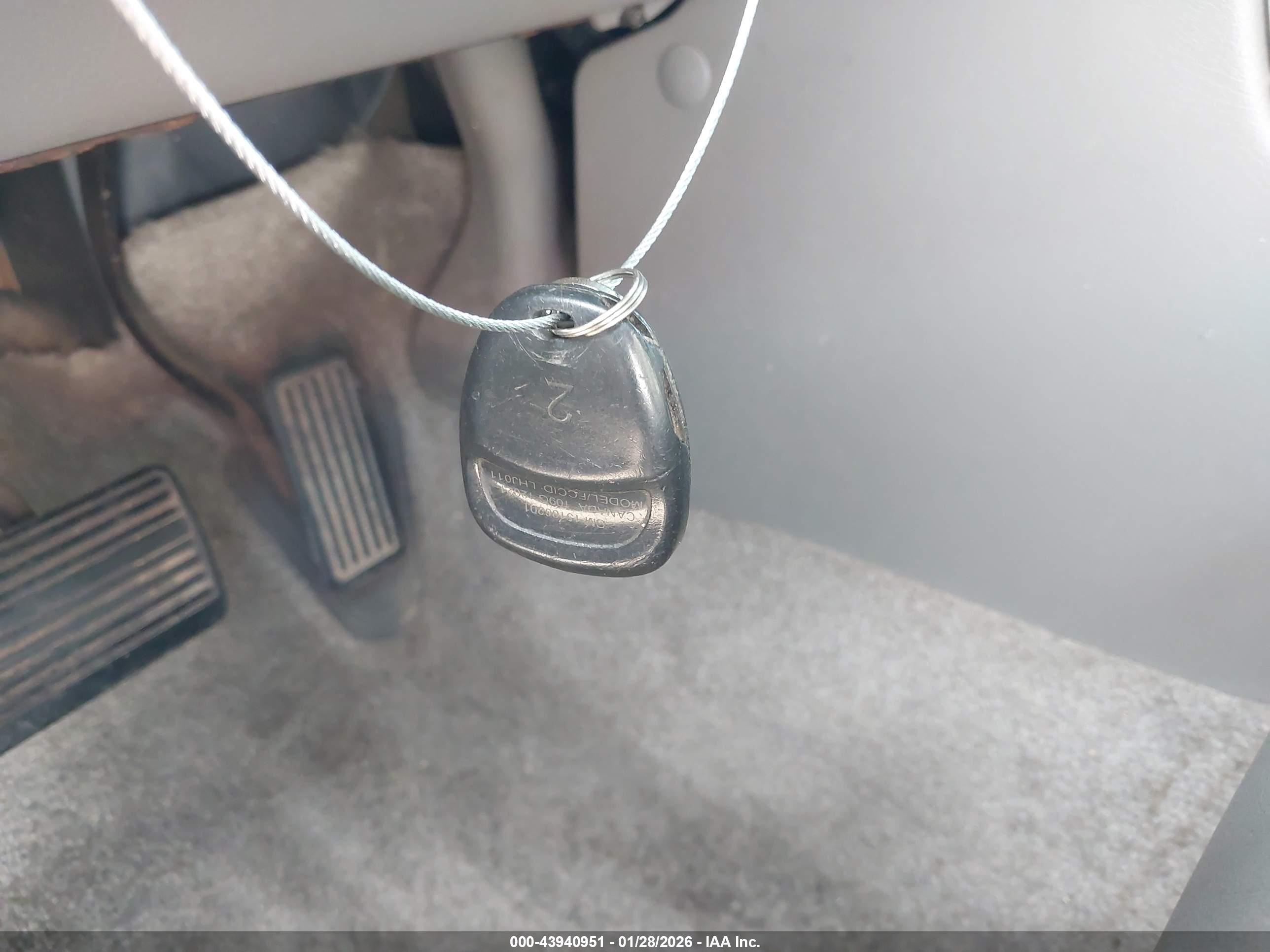 CHEVROLET TAHOE image 11