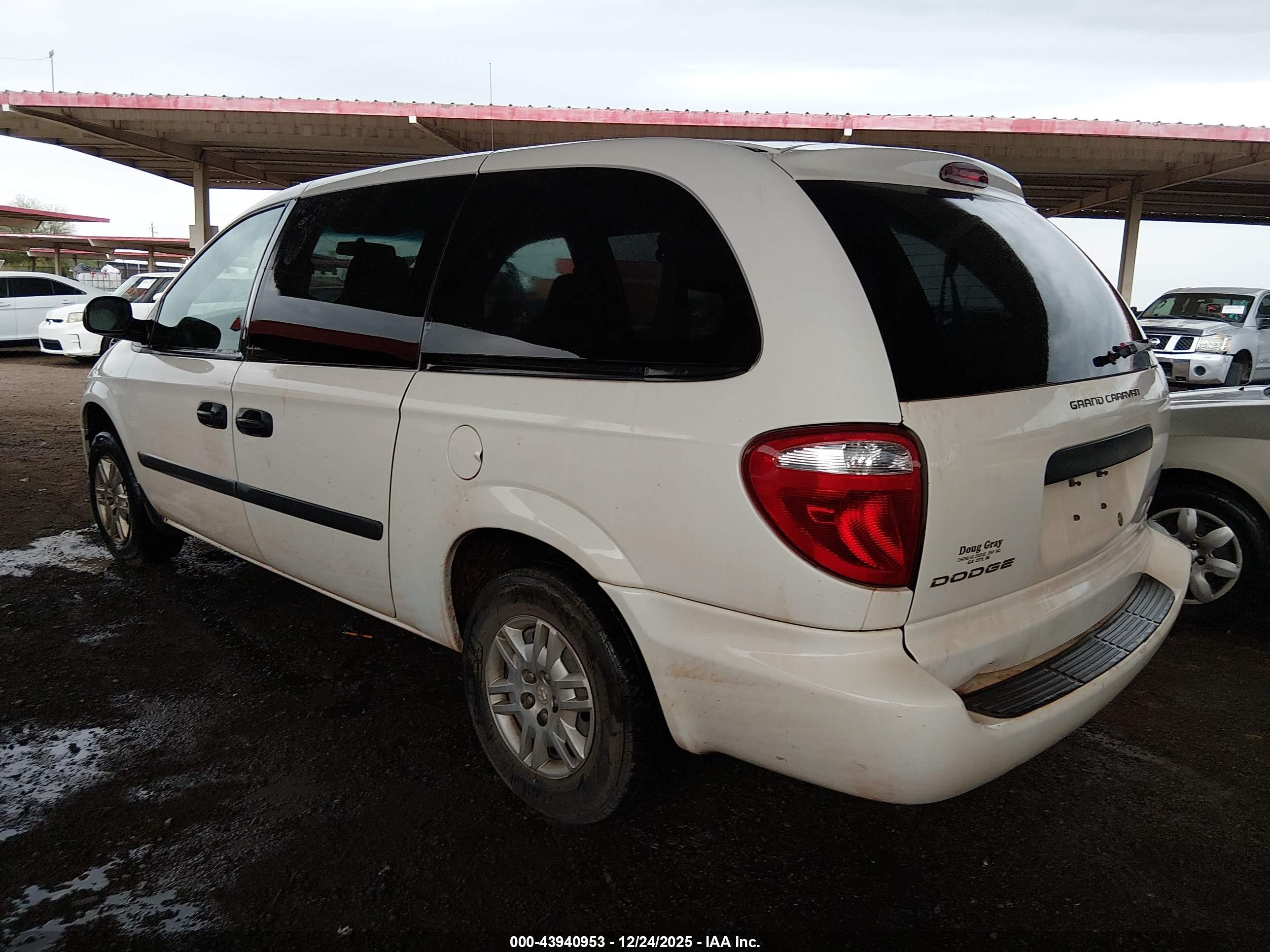 DODGE GRAND image 3