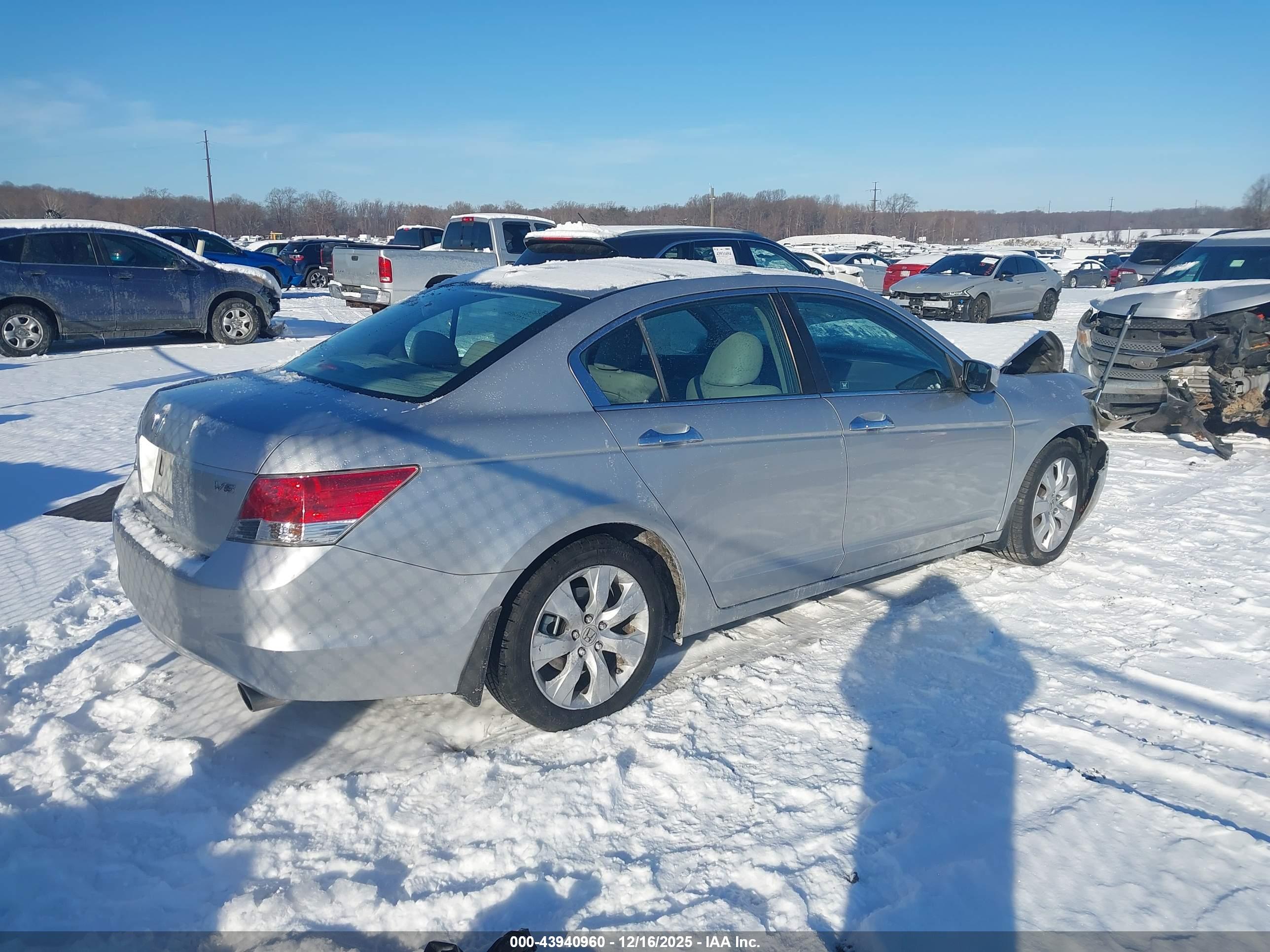 HONDA ACCORD image 4
