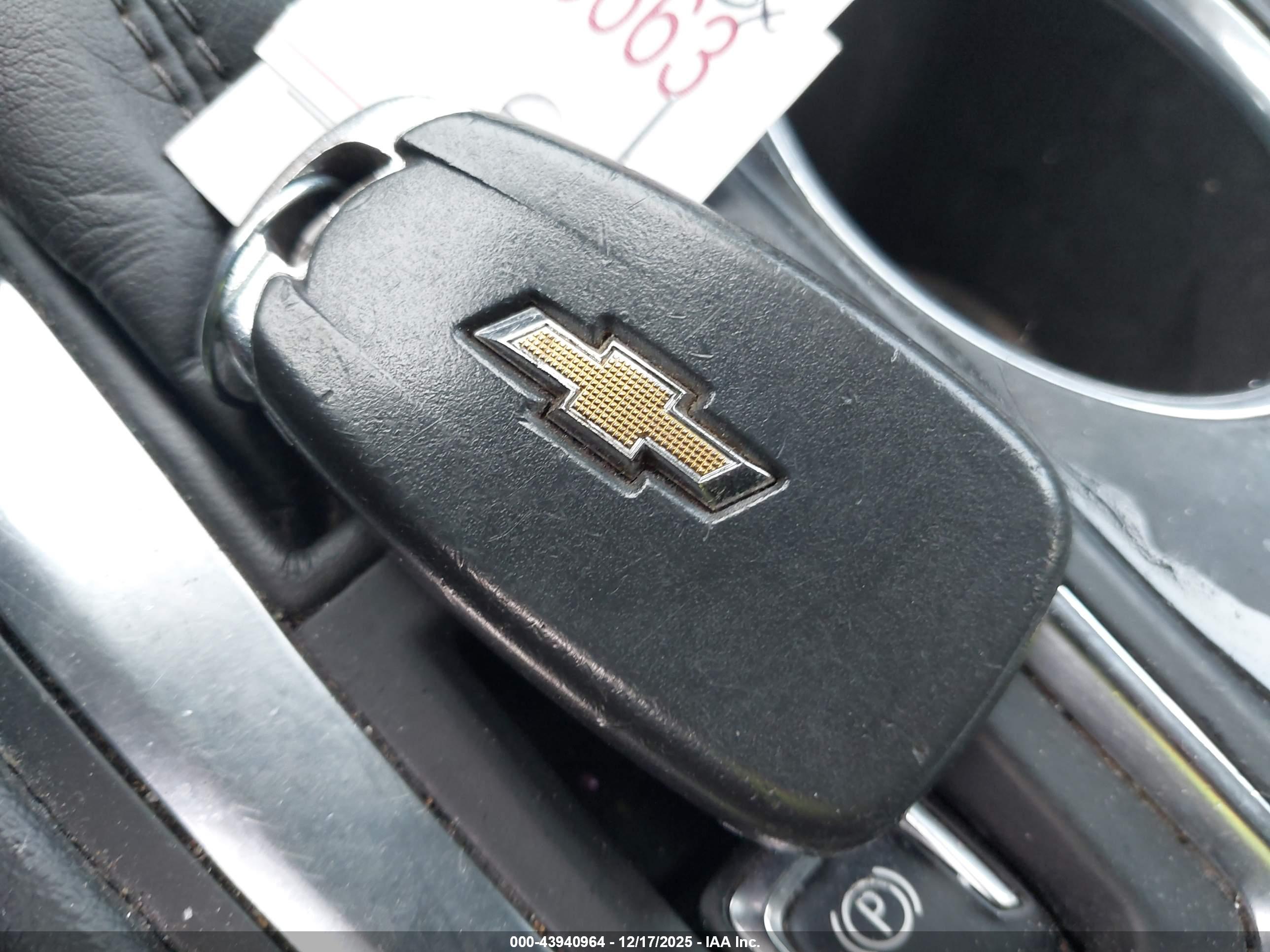 CHEVROLET EQUINOX image 11
