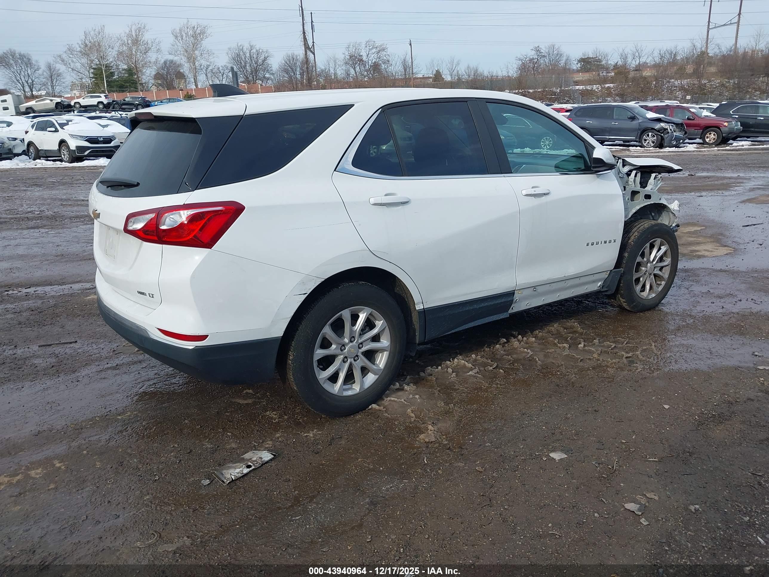 CHEVROLET EQUINOX image 4