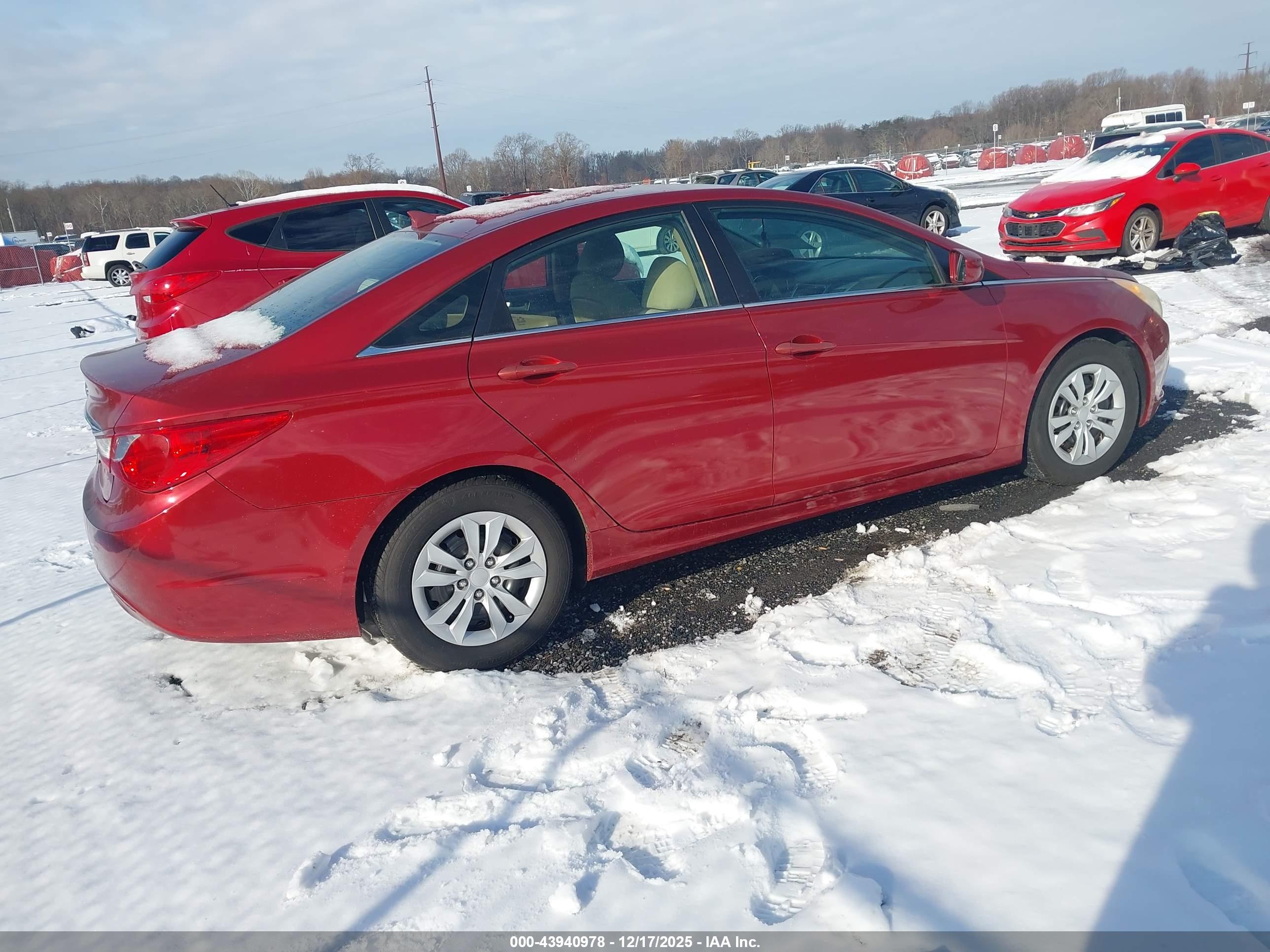 HYUNDAI SONATA image 4
