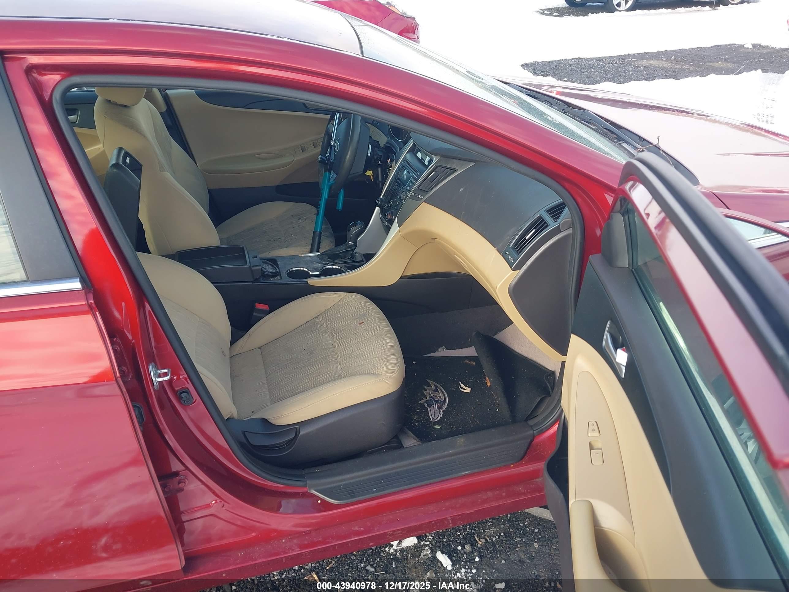 HYUNDAI SONATA image 5