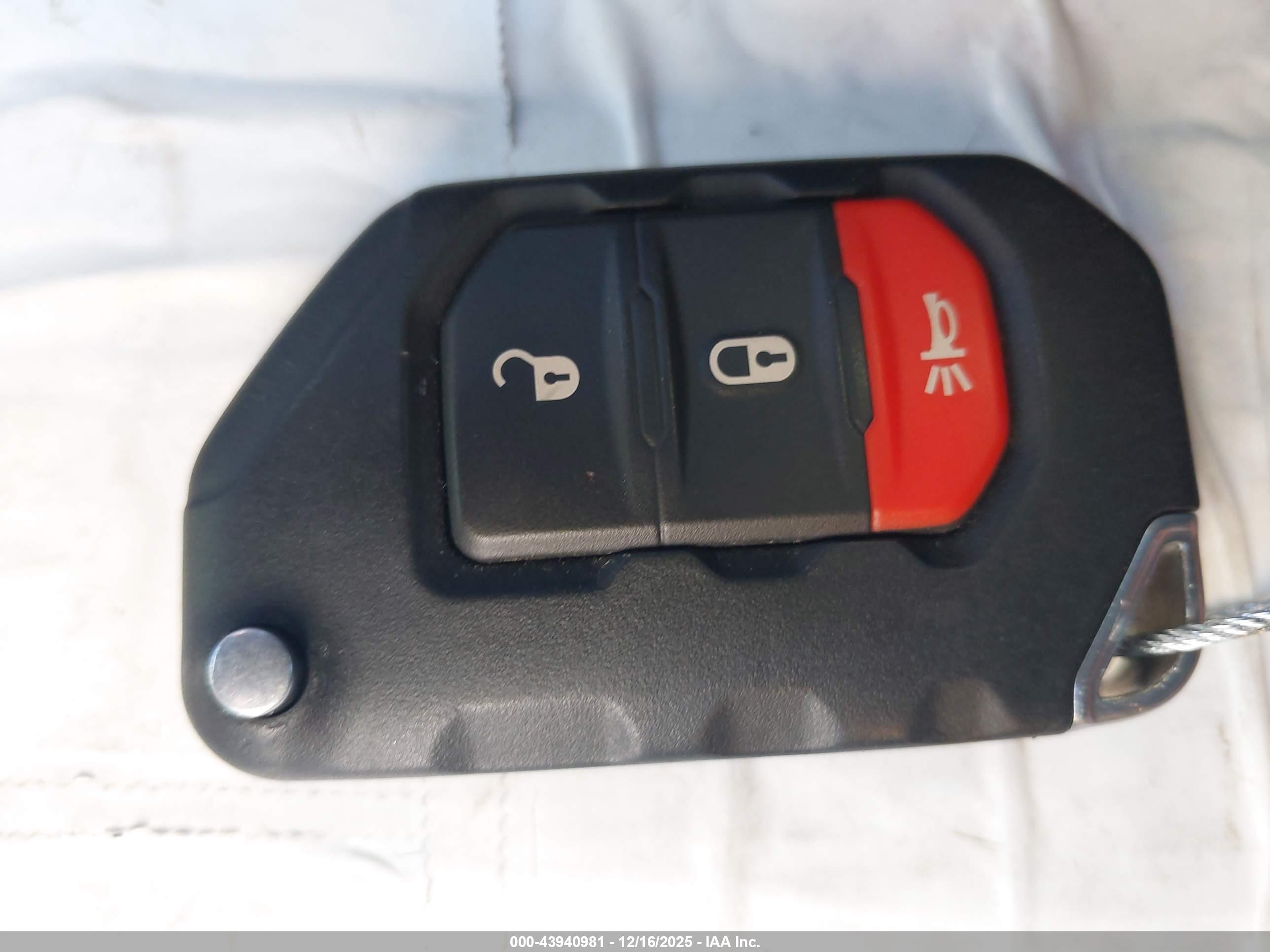 JEEP WRANGLER image 11