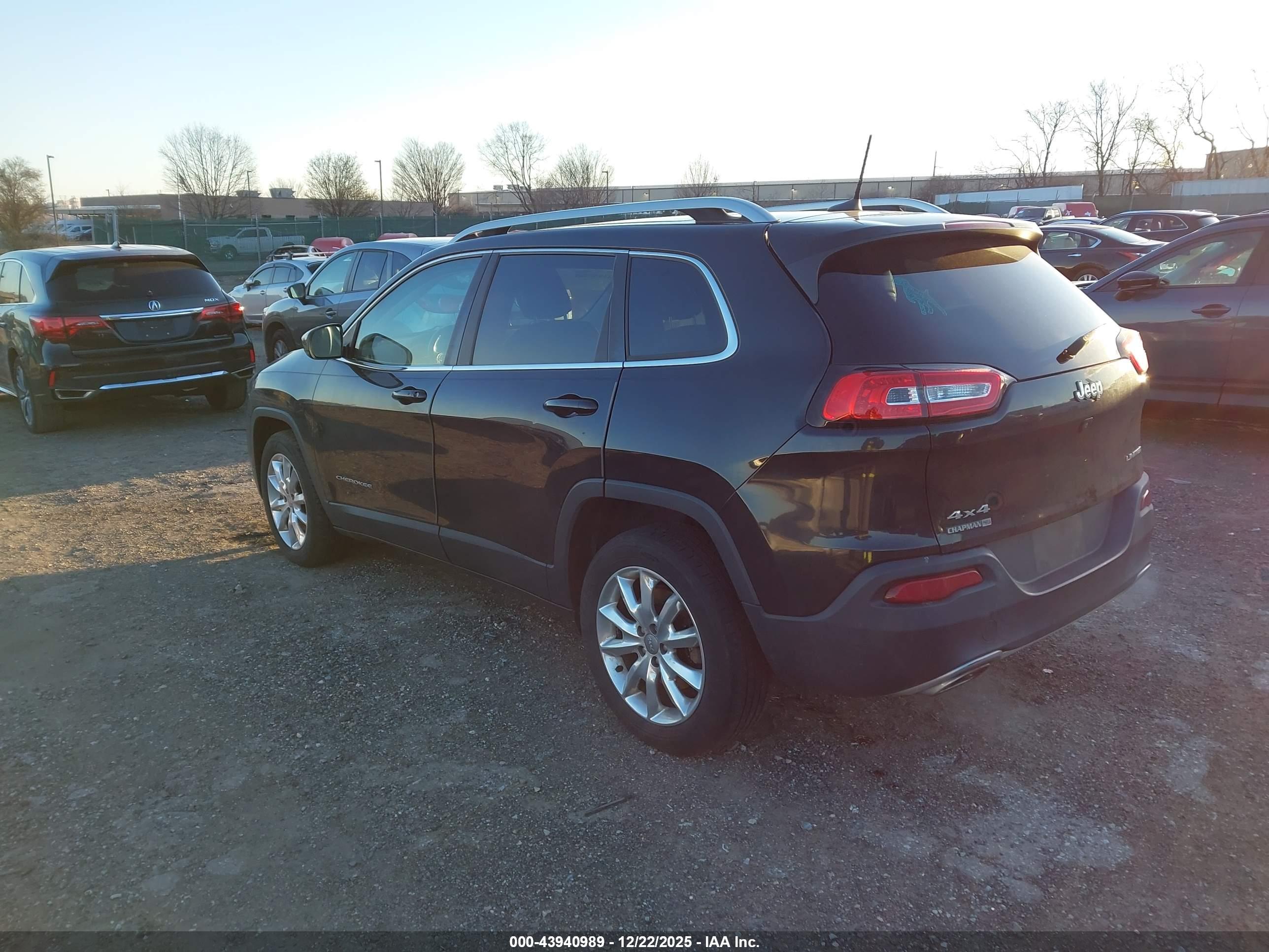 JEEP CHEROKEE image 3