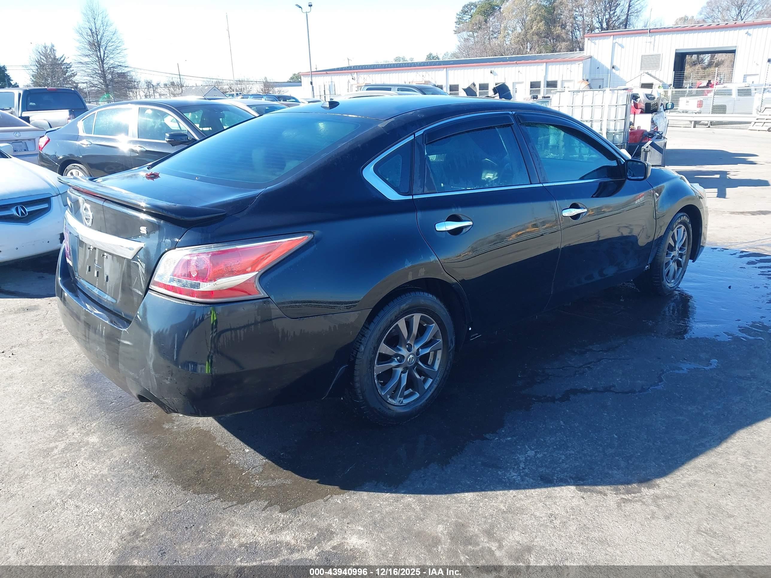 NISSAN ALTIMA image 4