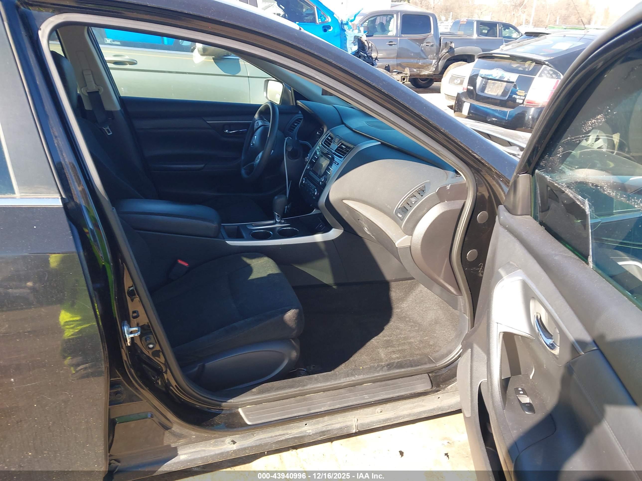 NISSAN ALTIMA image 5