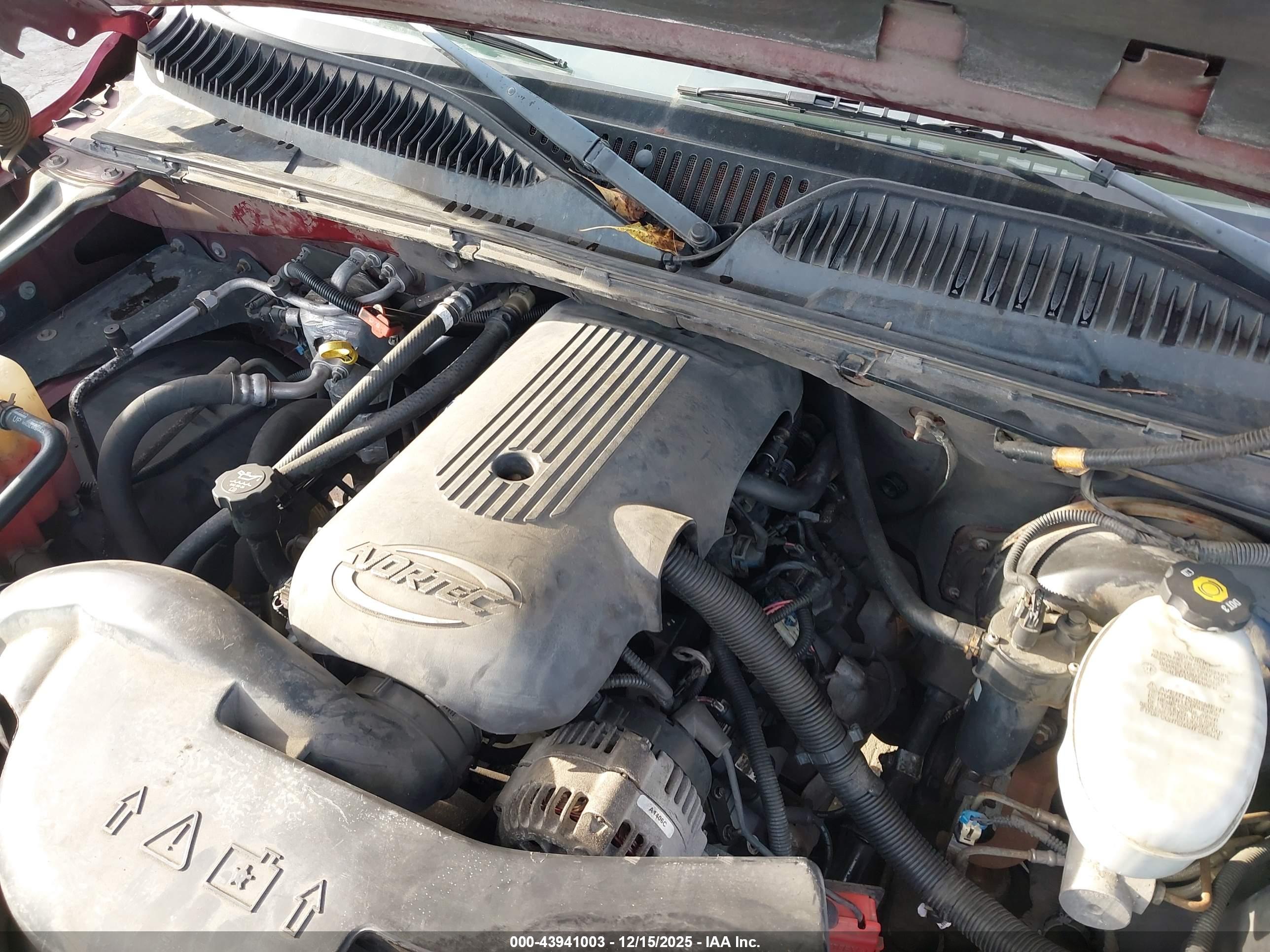 GMC YUKON image 10