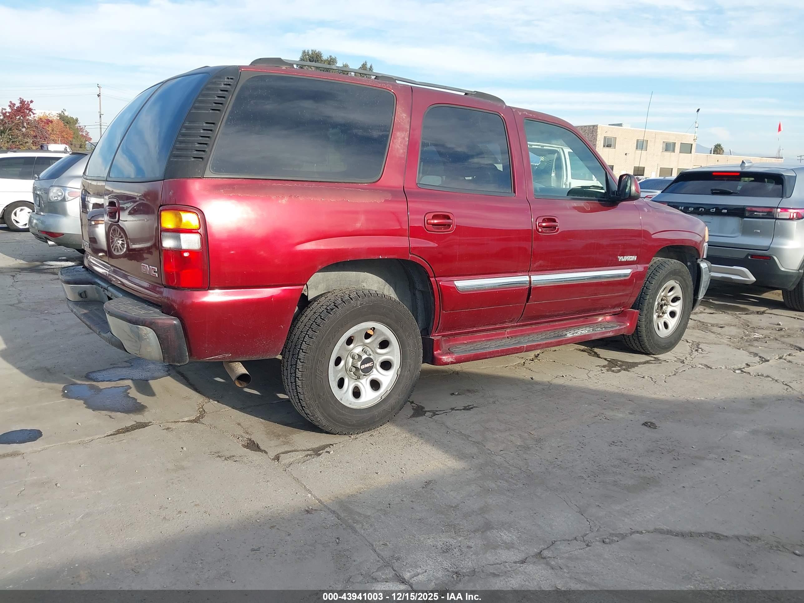 GMC YUKON image 4