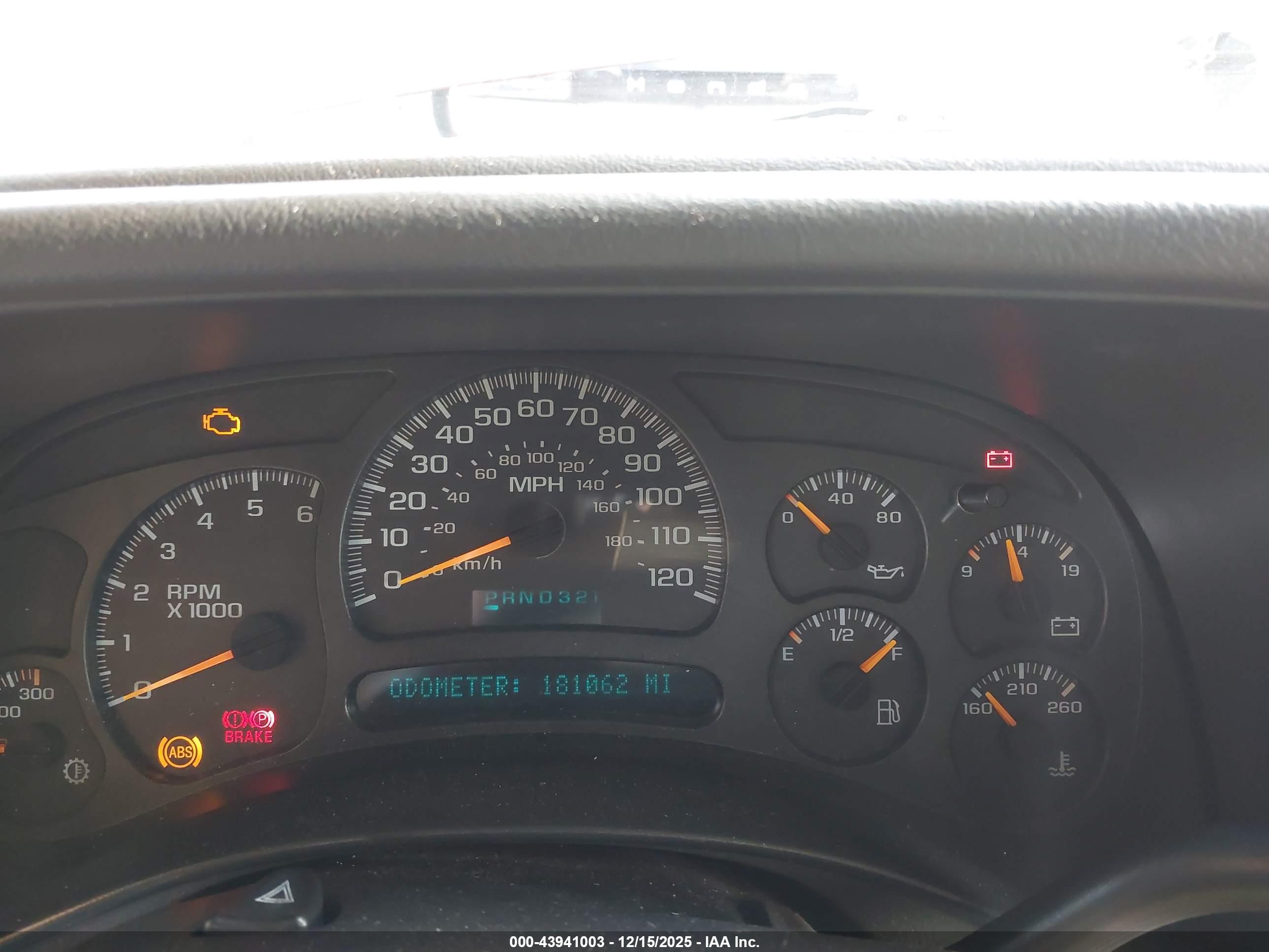 GMC YUKON image 7