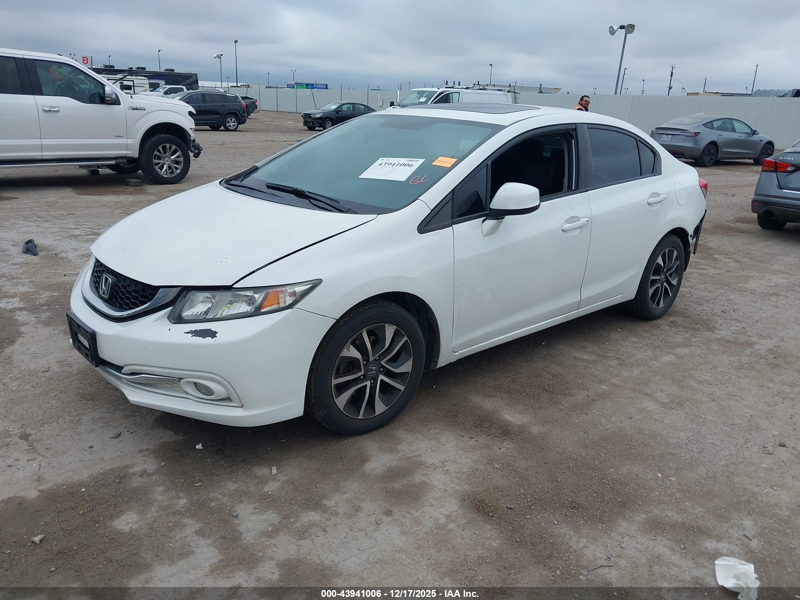 HONDA CIVIC image 2