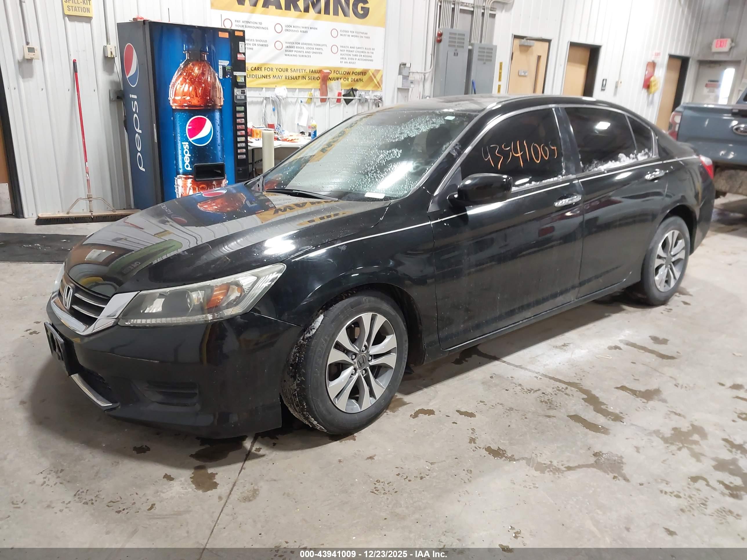 HONDA ACCORD image 2