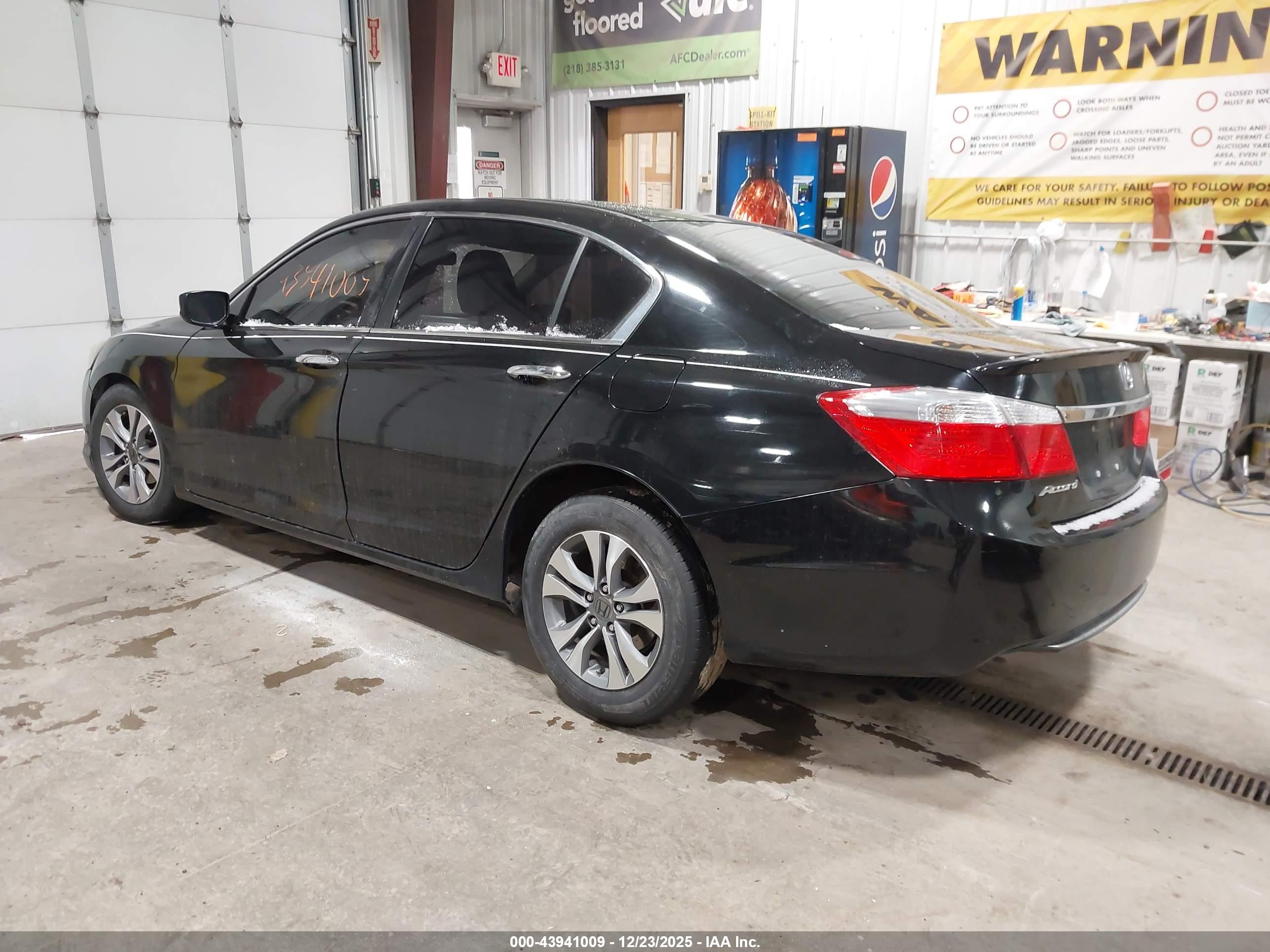 HONDA ACCORD image 3