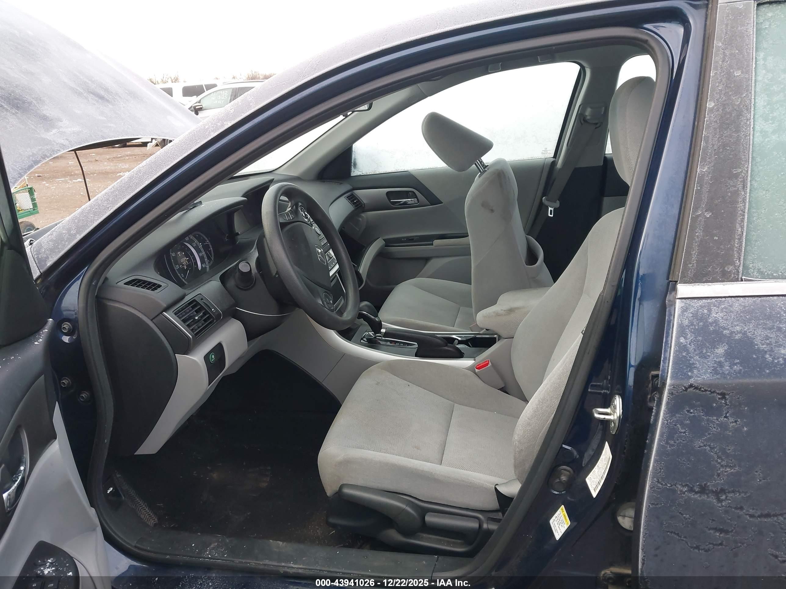 HONDA ACCORD image 5