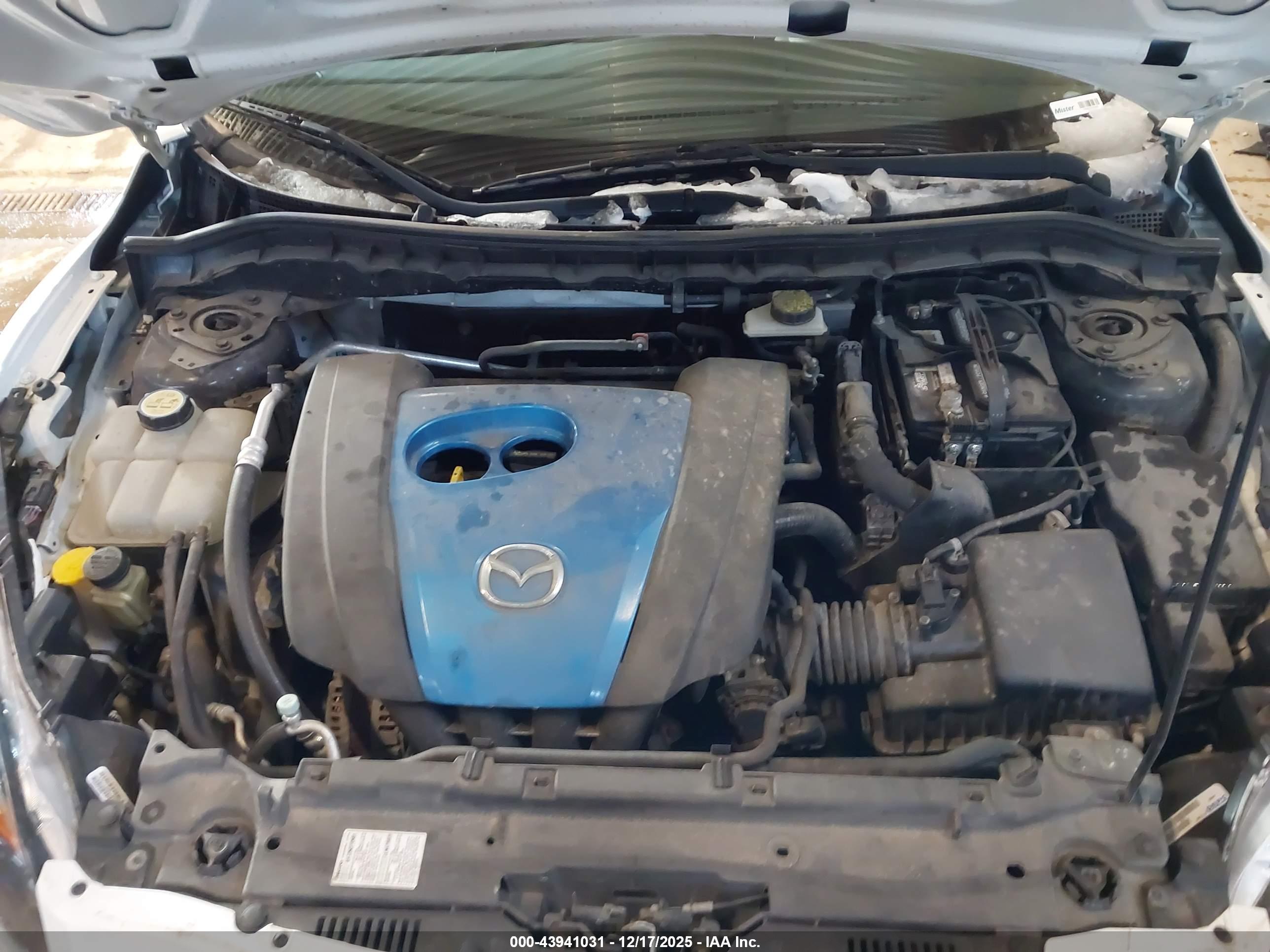 MAZDA MAZDA3 image 10