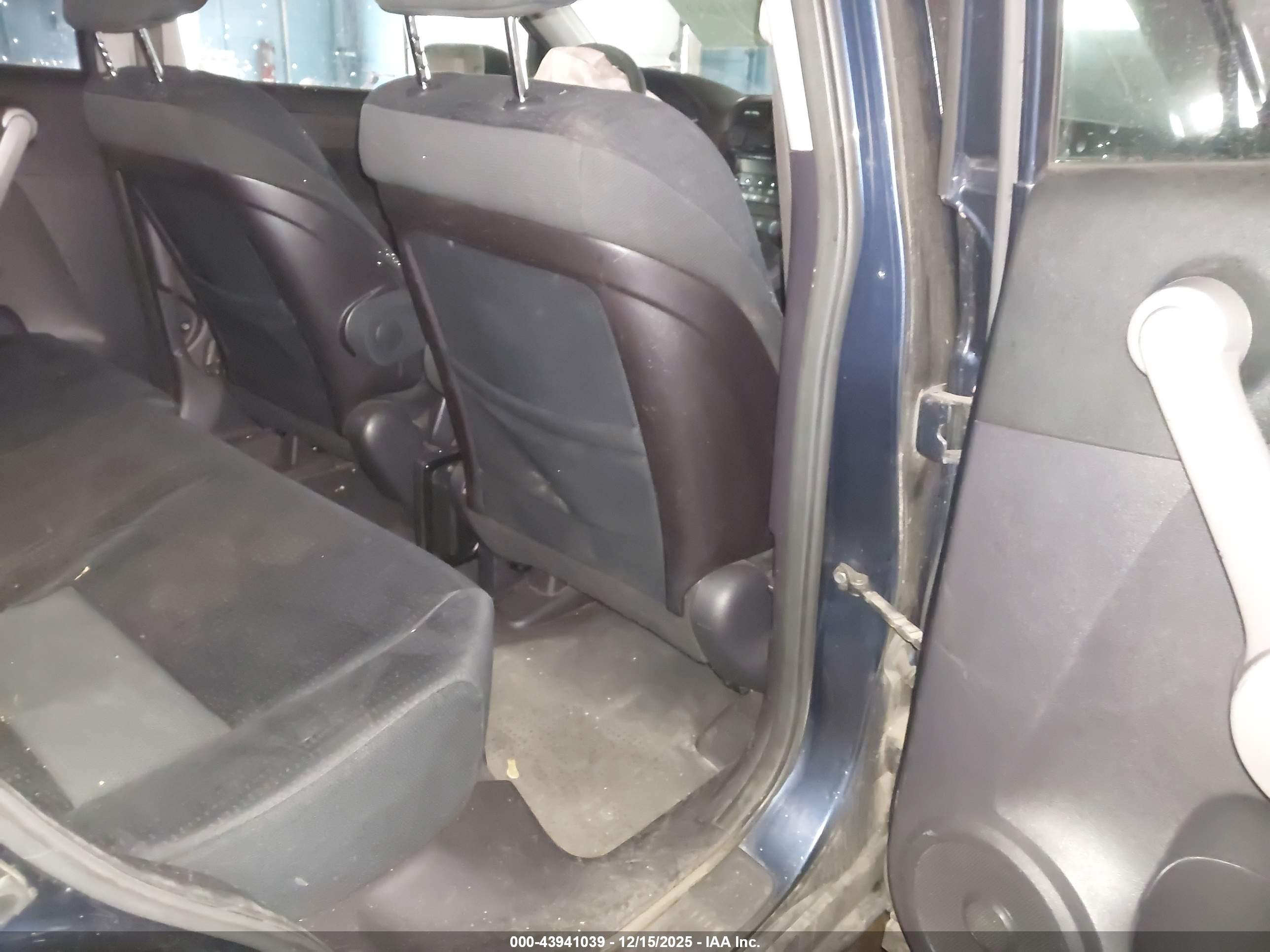 HONDA CR-V image 8