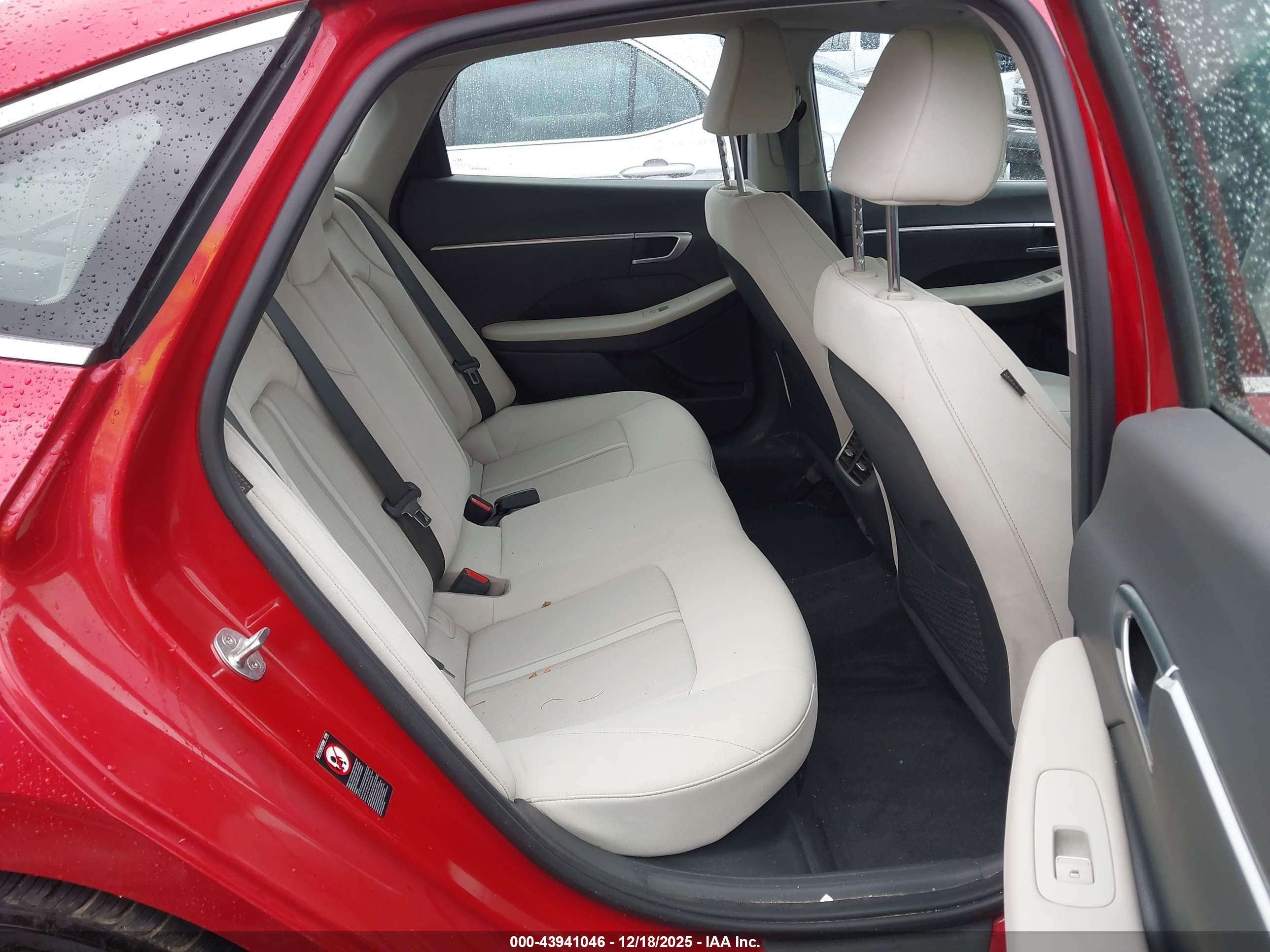 HYUNDAI SONATA image 8