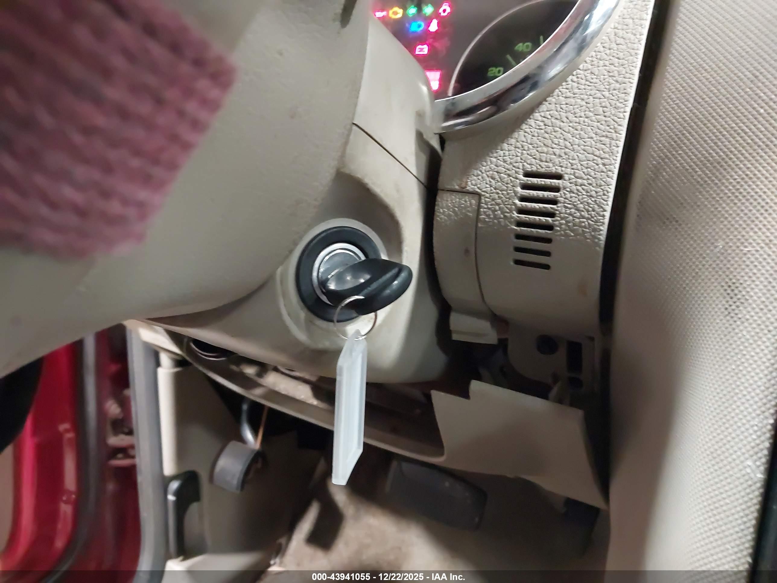 FORD EXPLORER image 11