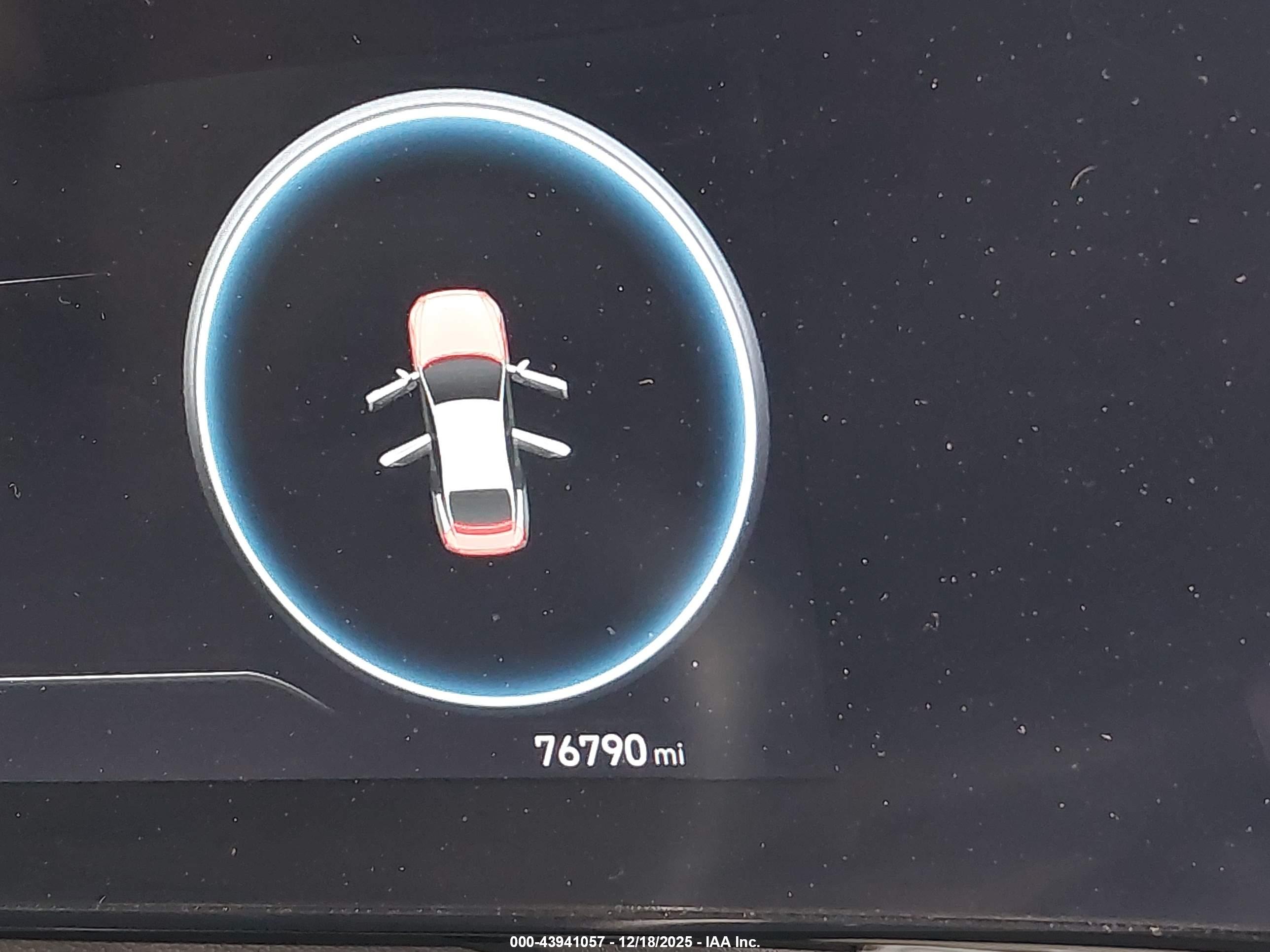 HYUNDAI ELANTRA image 7