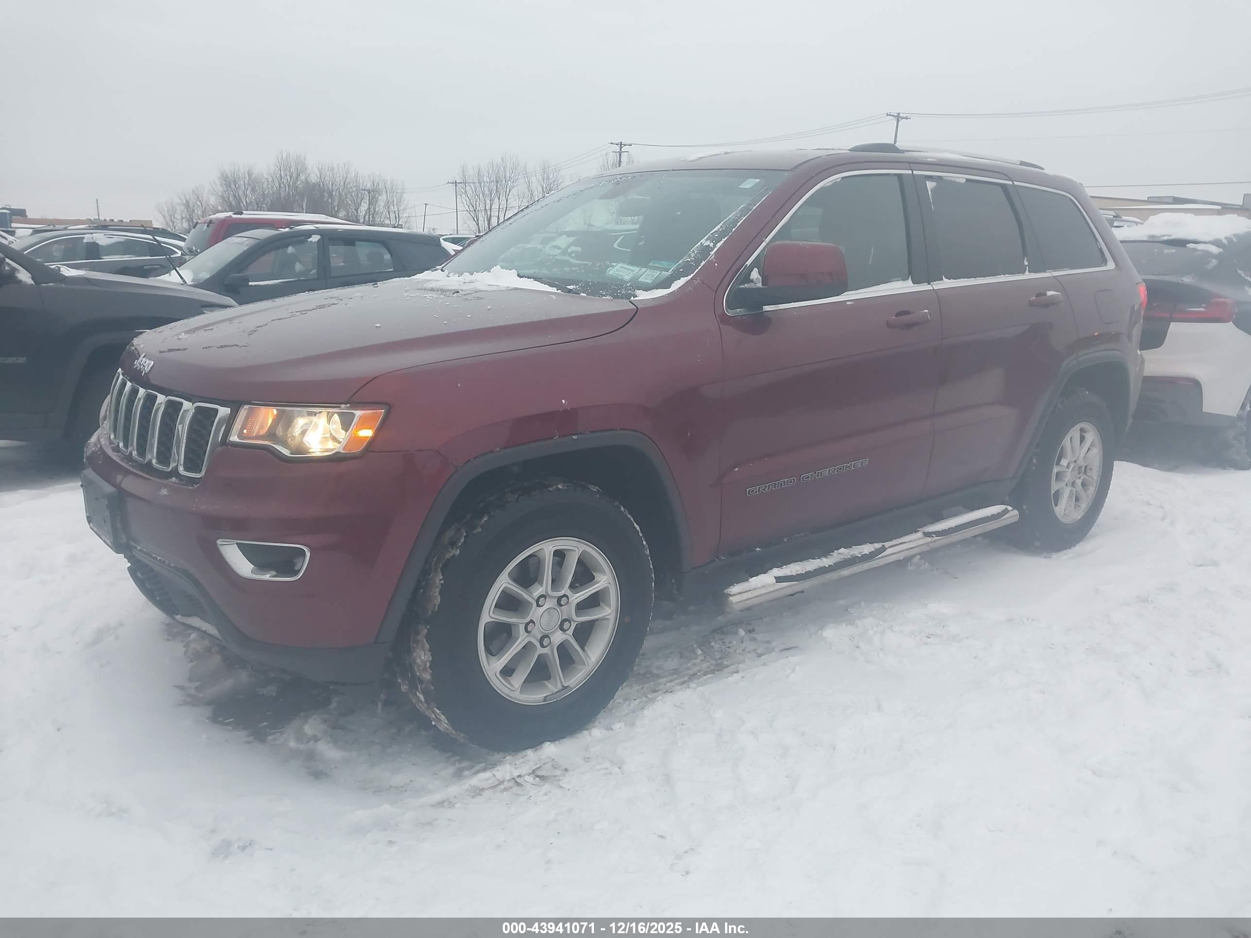 JEEP GRAND image 2