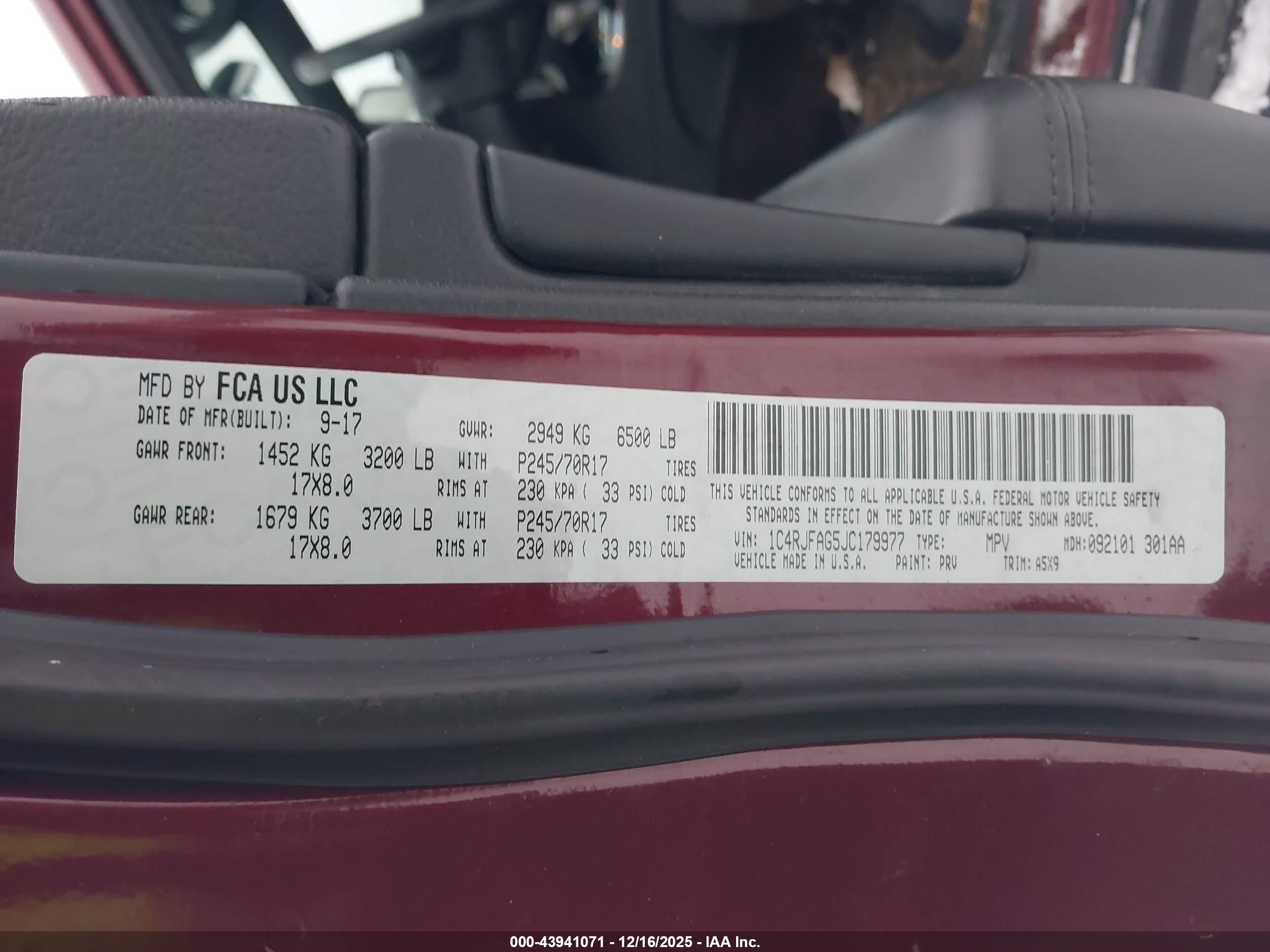 JEEP GRAND image 9