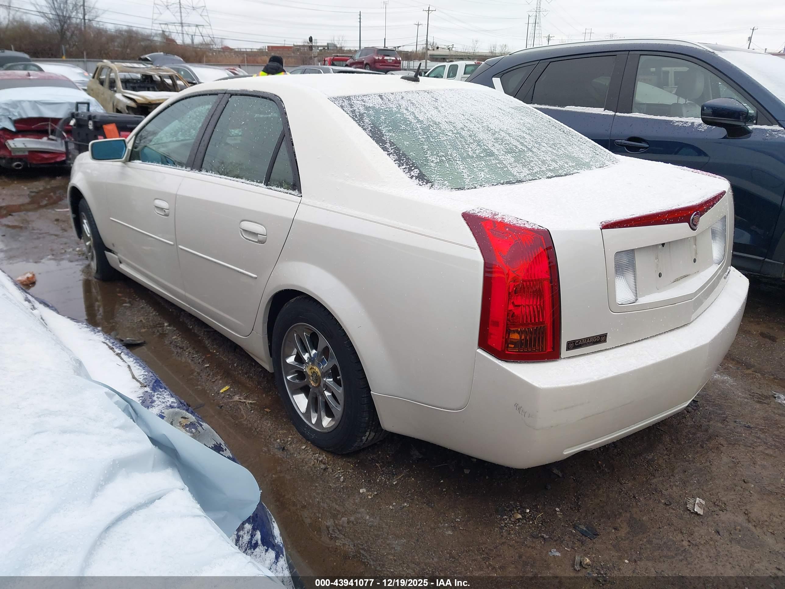 CADILLAC CTS image 3
