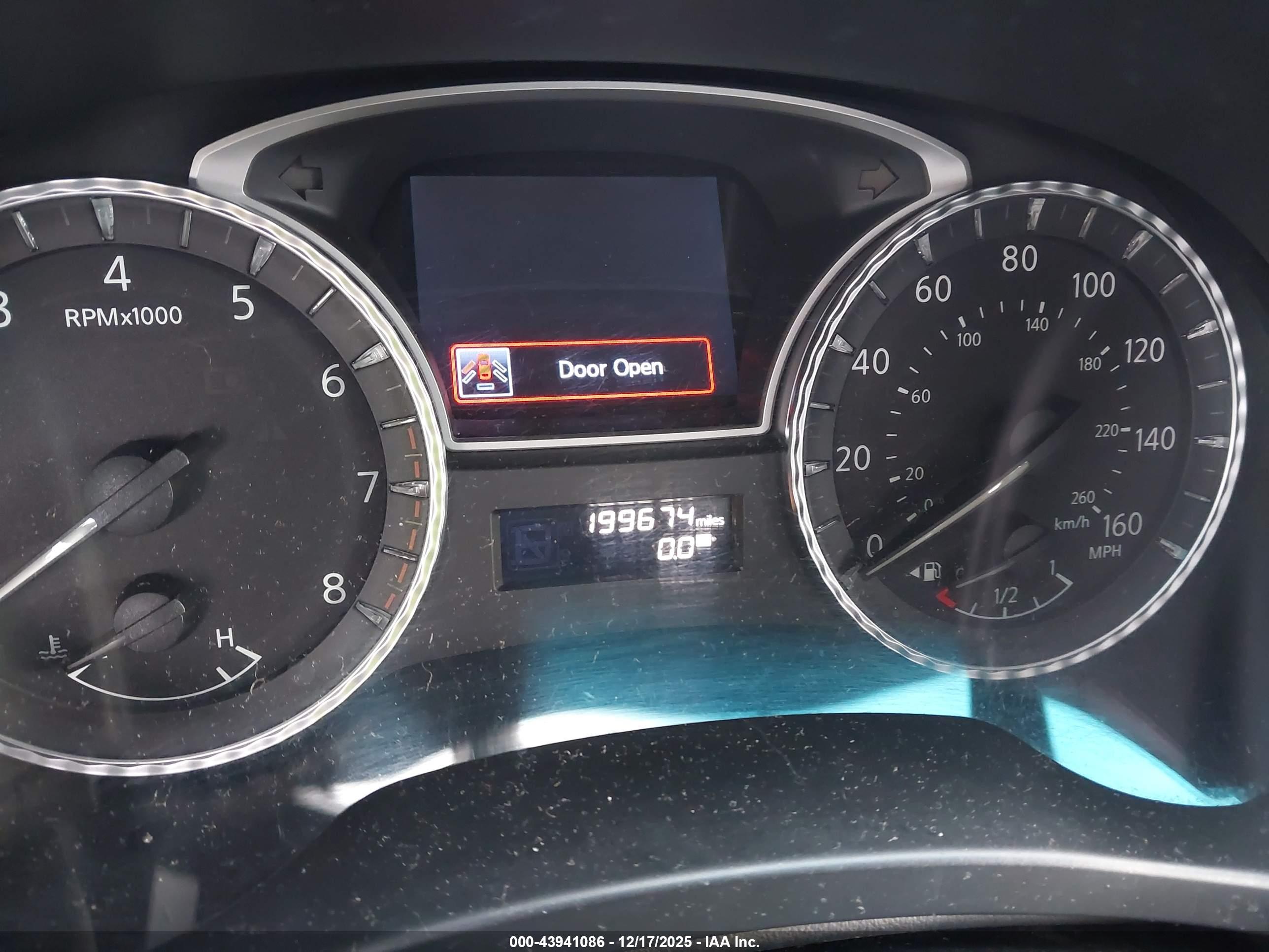 INFINITI JX35 image 7