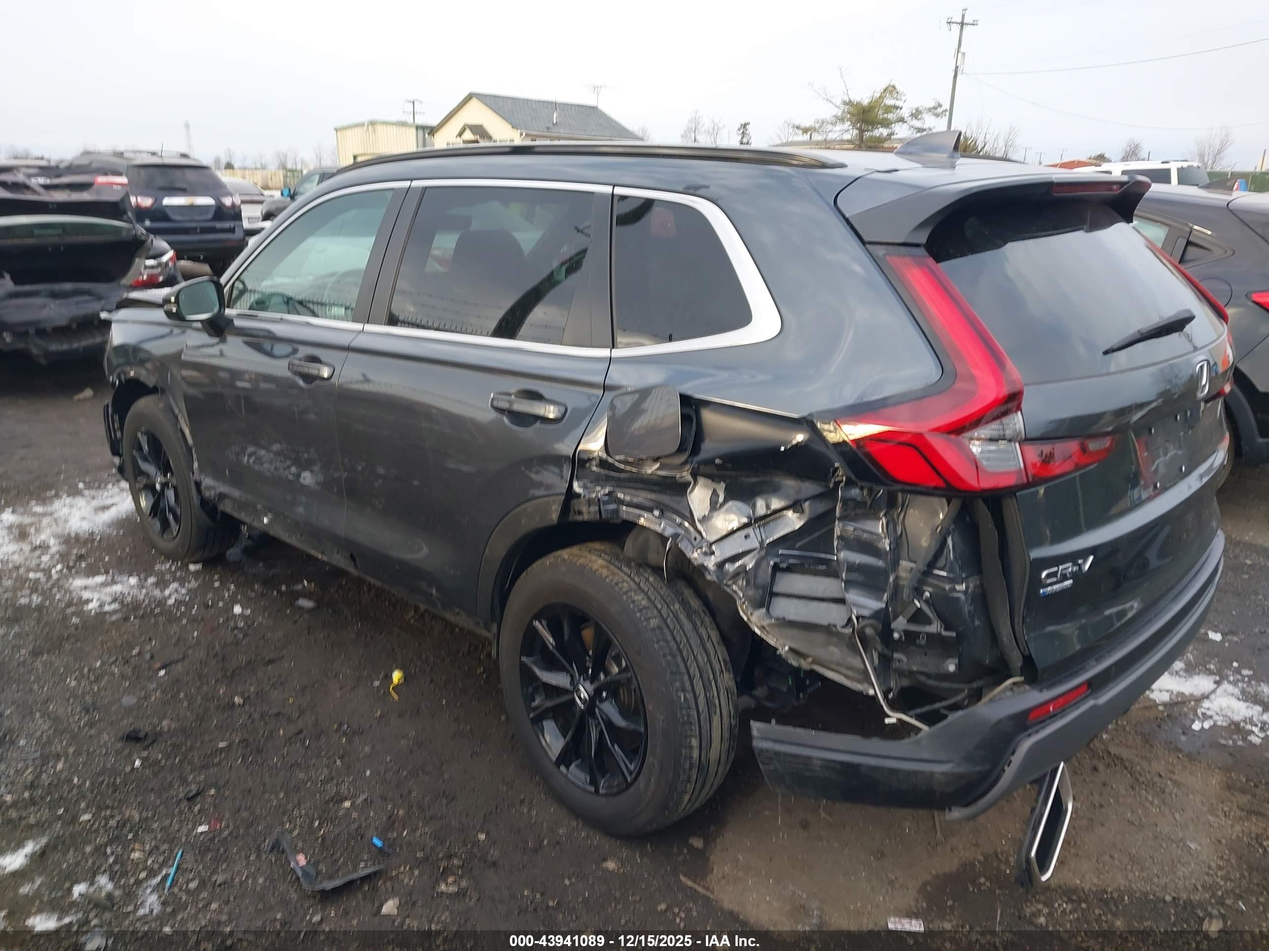 HONDA CR-V image 3