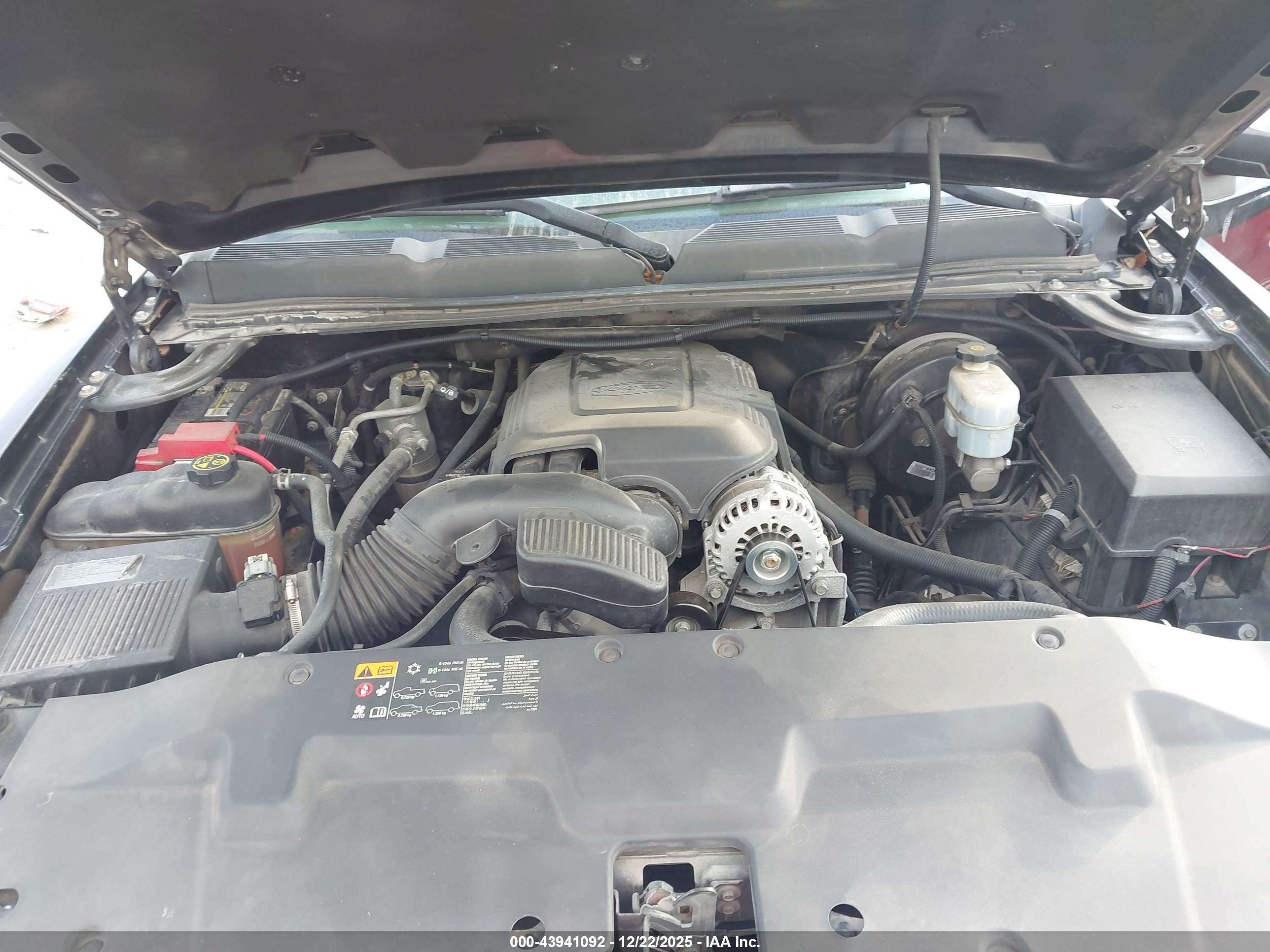 CHEVROLET SILVERADO image 10