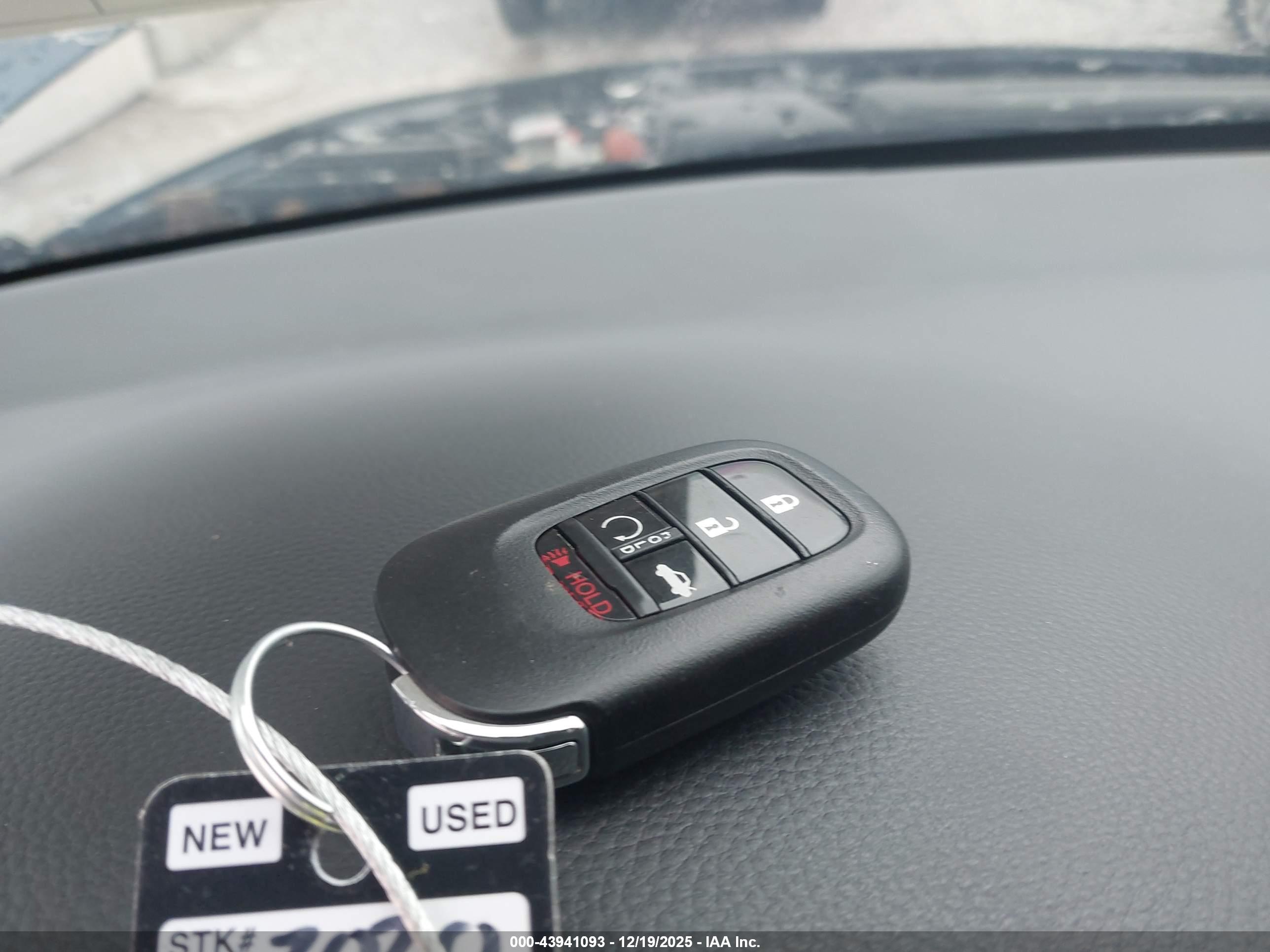 HONDA CIVIC image 11