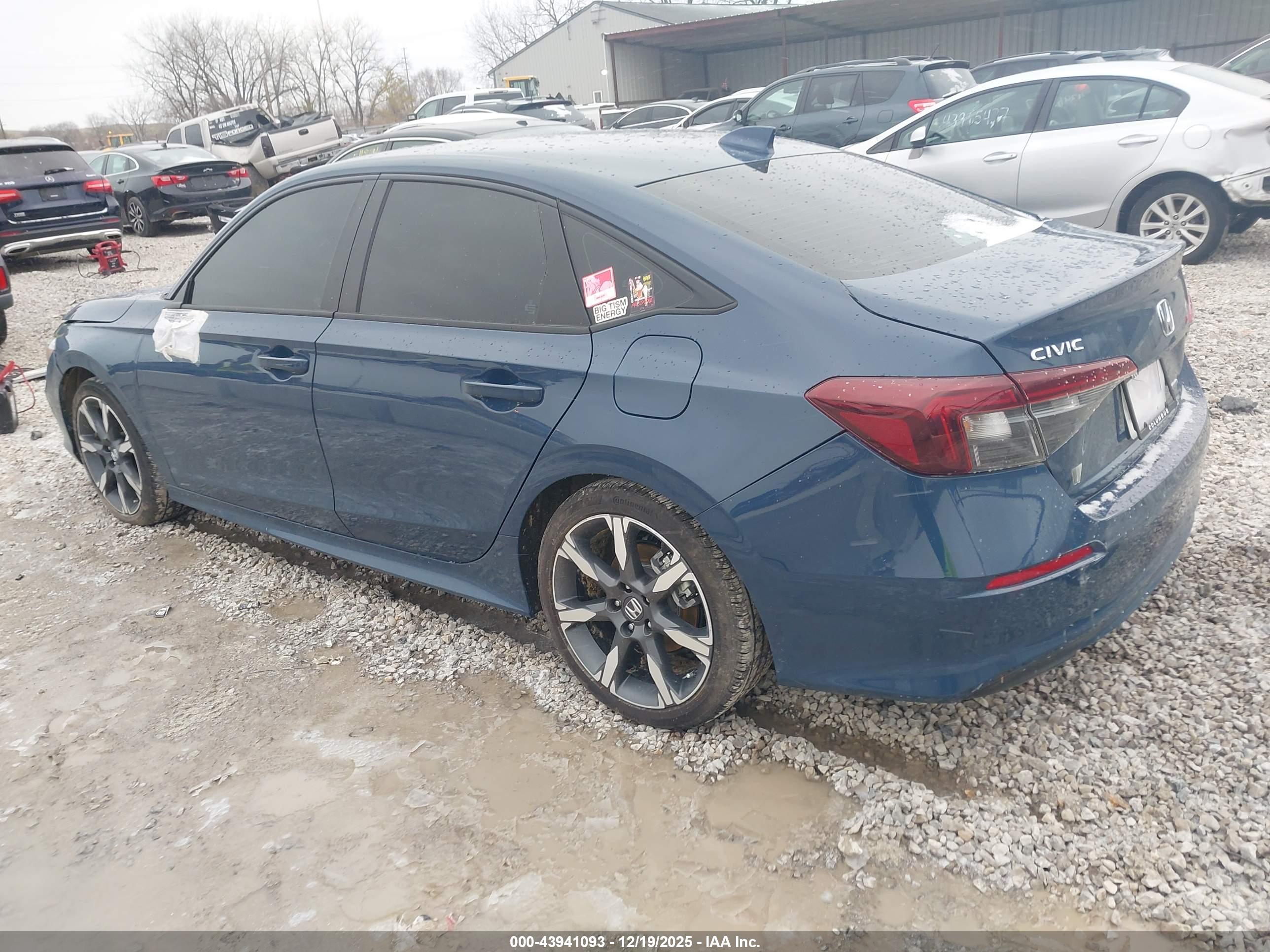 HONDA CIVIC image 3