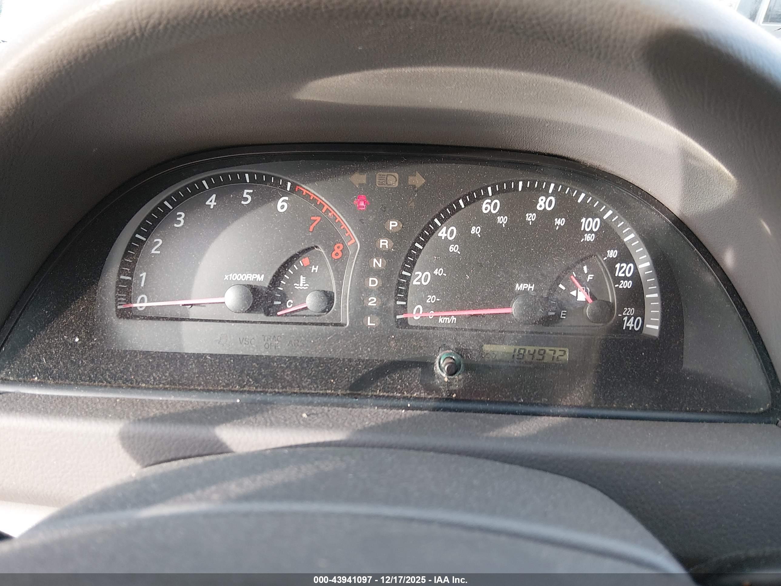 TOYOTA CAMRY image 7