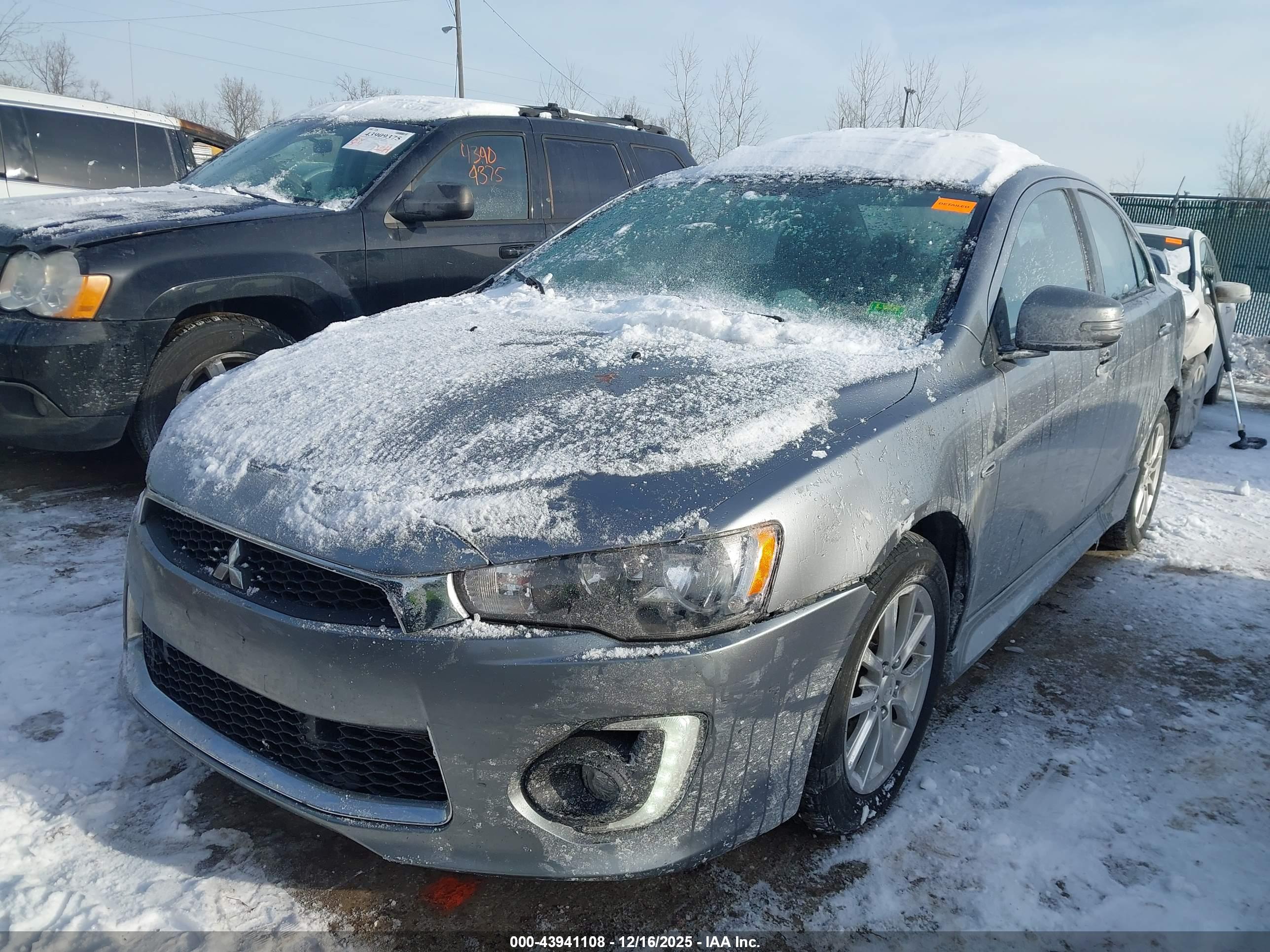 MITSUBISHI LANCER image 2