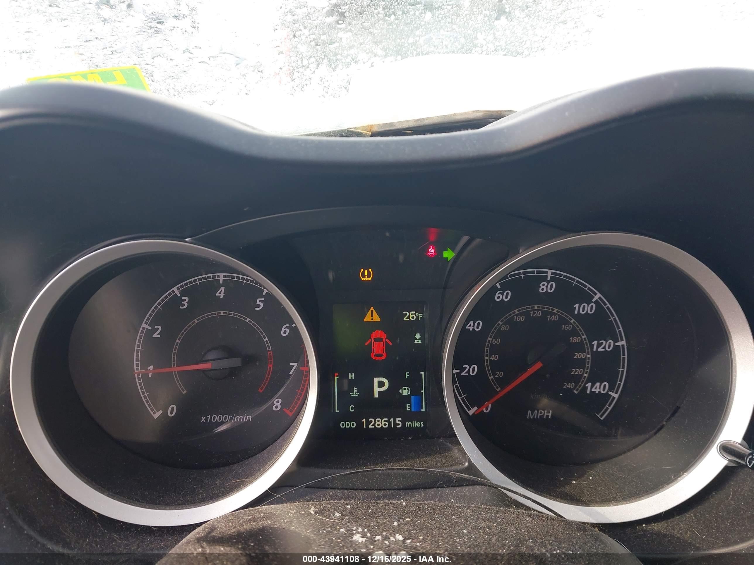 MITSUBISHI LANCER image 7
