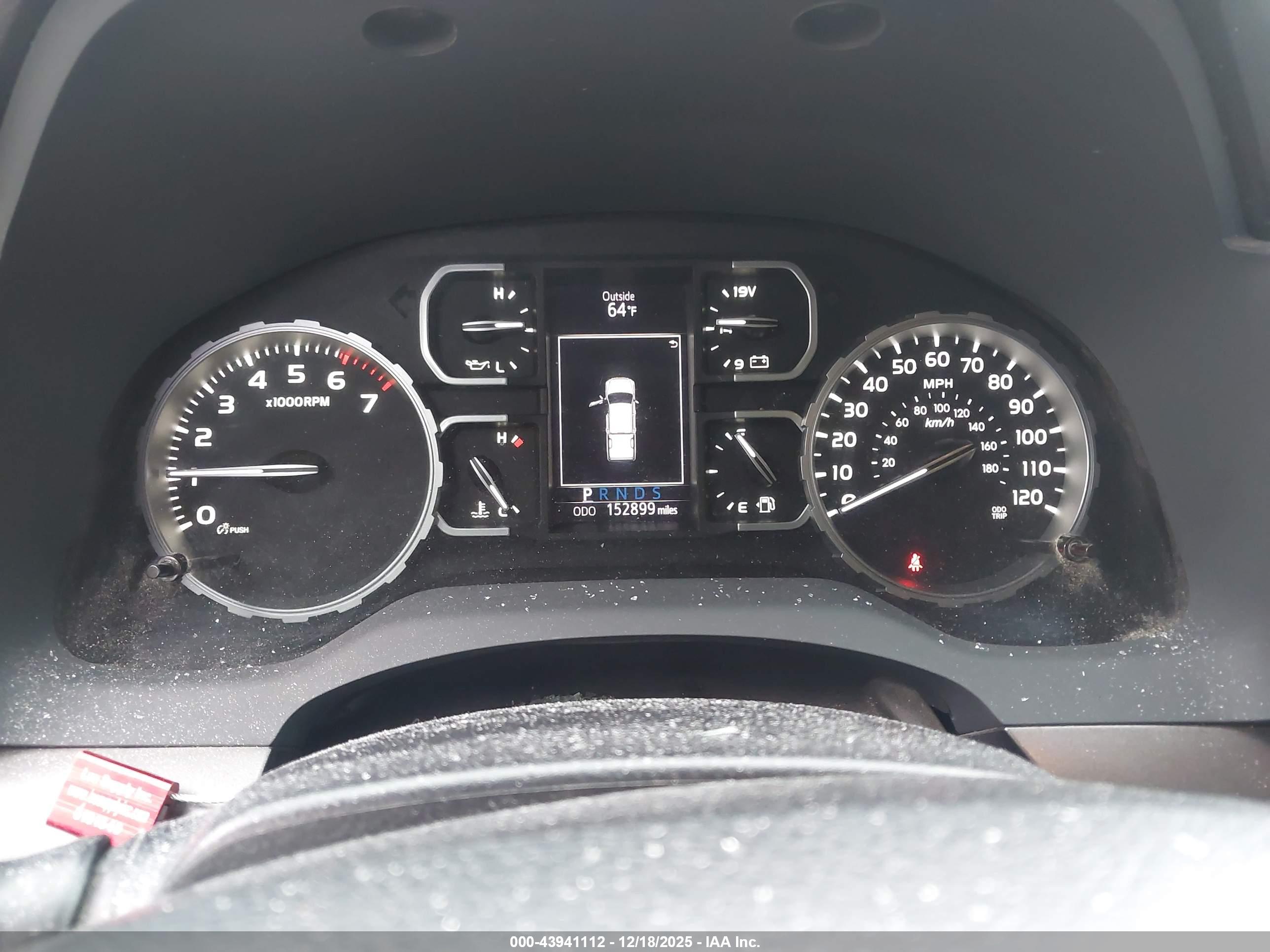 TOYOTA TUNDRA image 7