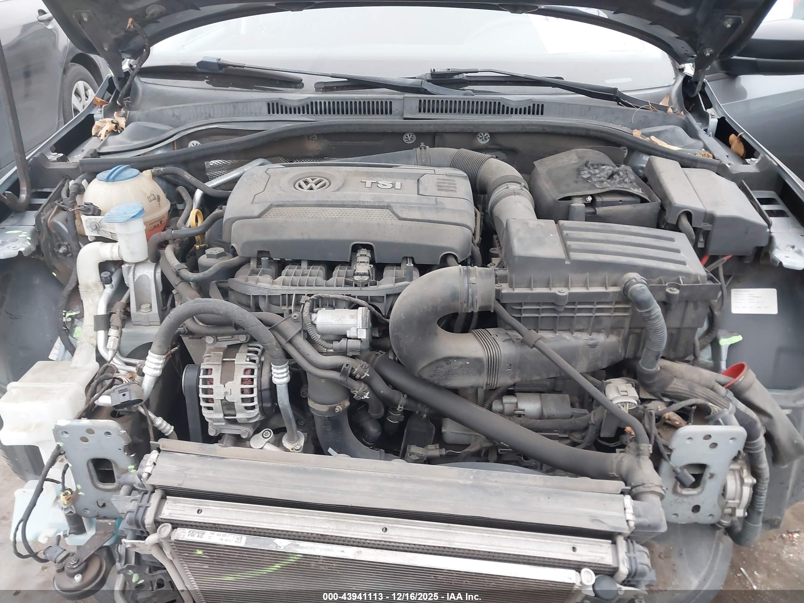 VOLKSWAGEN JETTA image 10