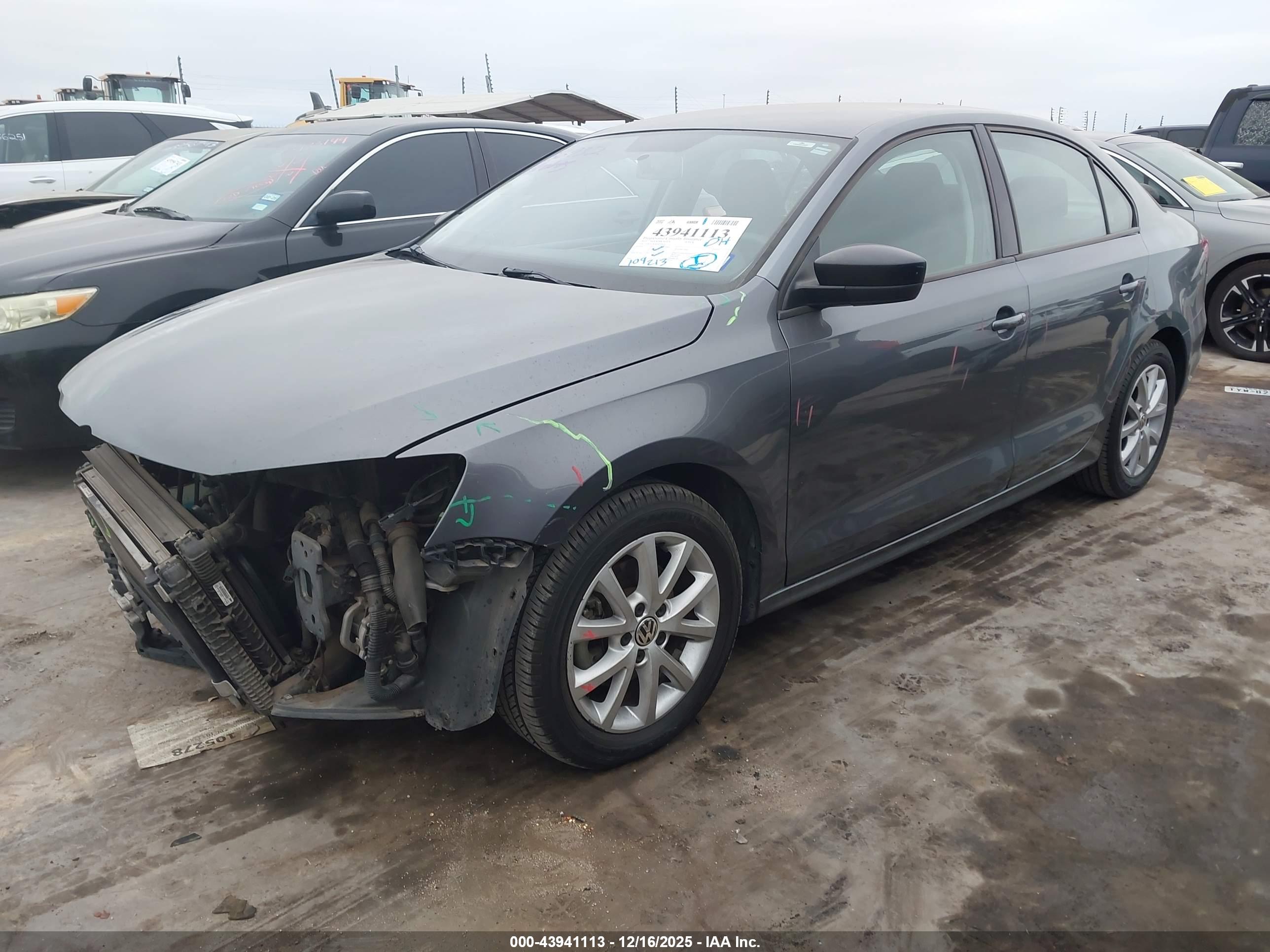 VOLKSWAGEN JETTA image 2