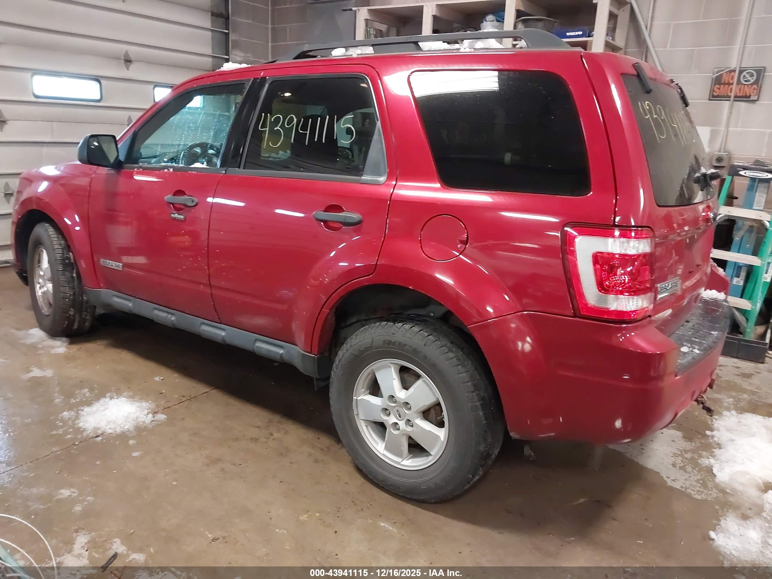 FORD ESCAPE image 3