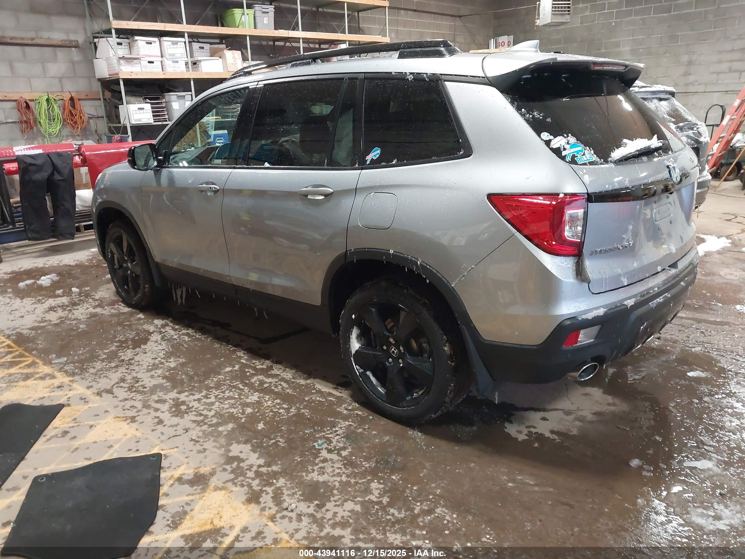 HONDA PASSPORT image 3