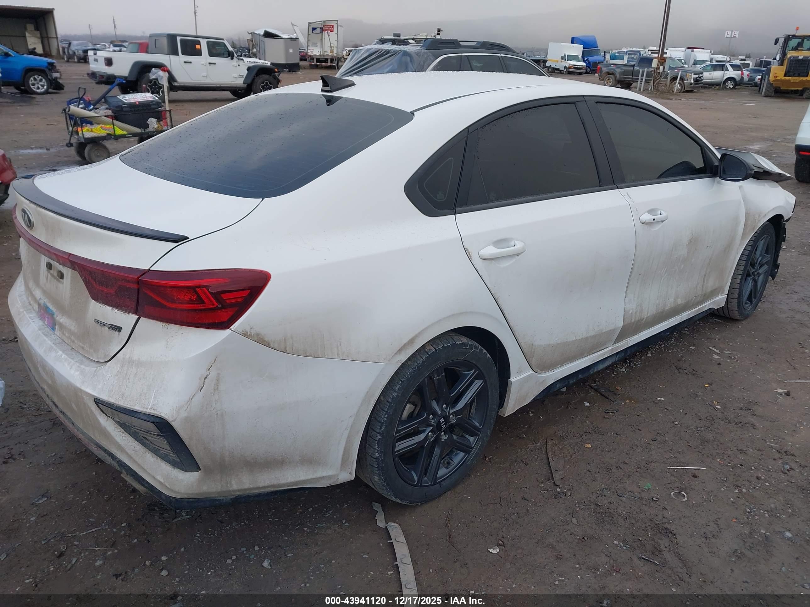 KIA FORTE image 4
