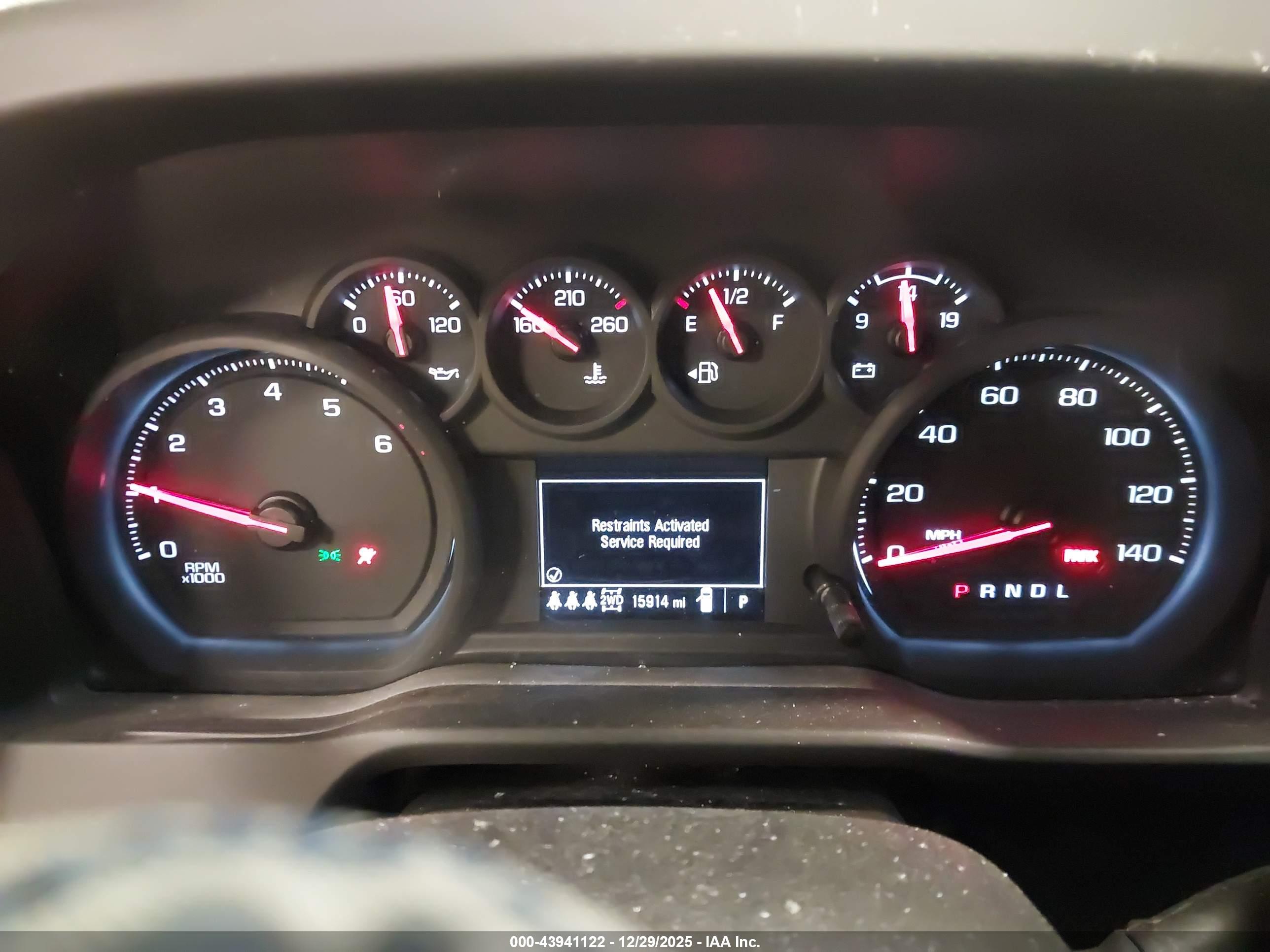 CHEVROLET SILVERADO image 7