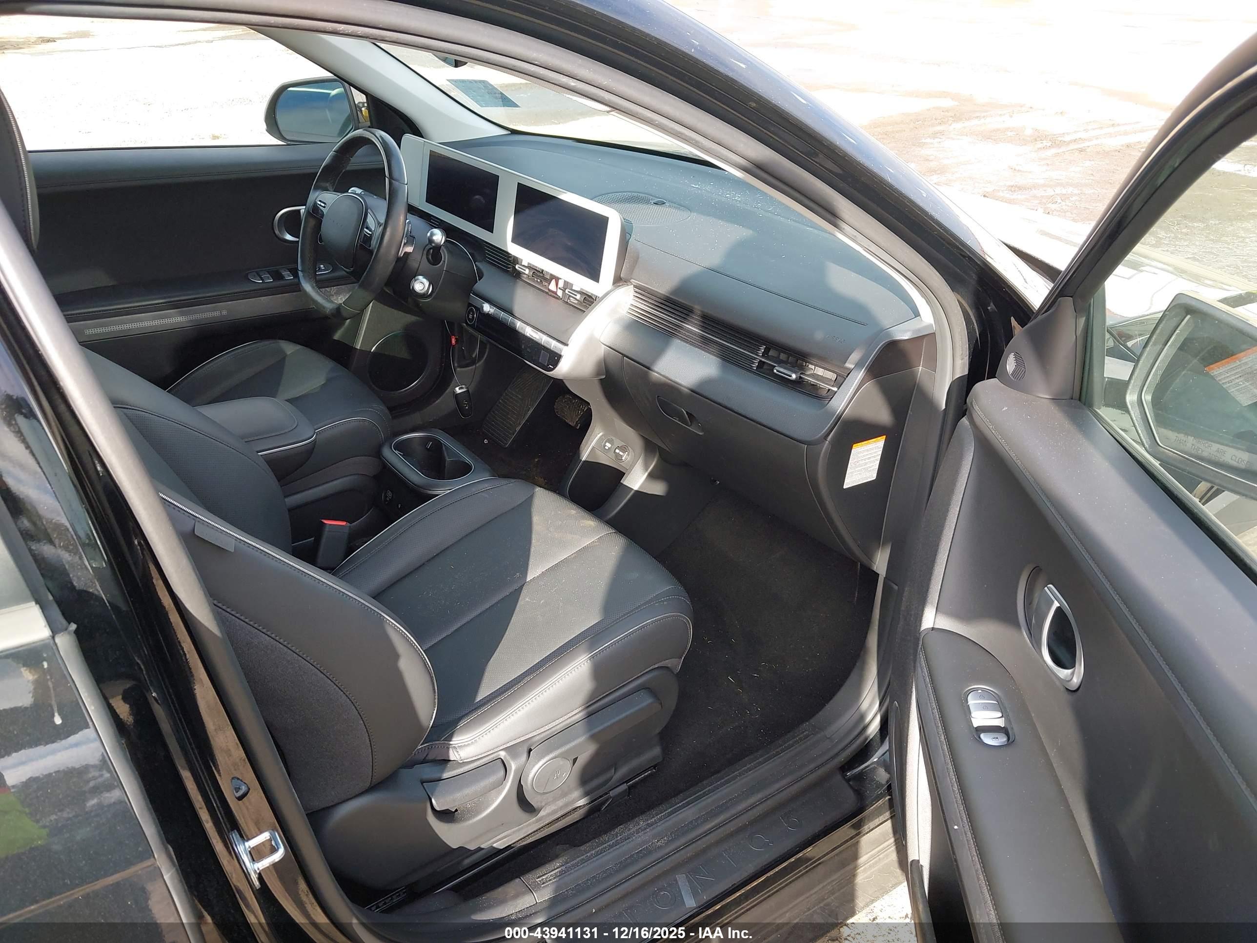 HYUNDAI IONIQ image 5
