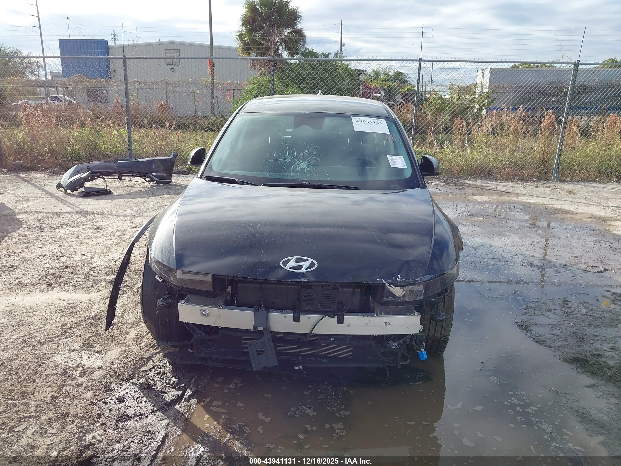 HYUNDAI IONIQ image 6